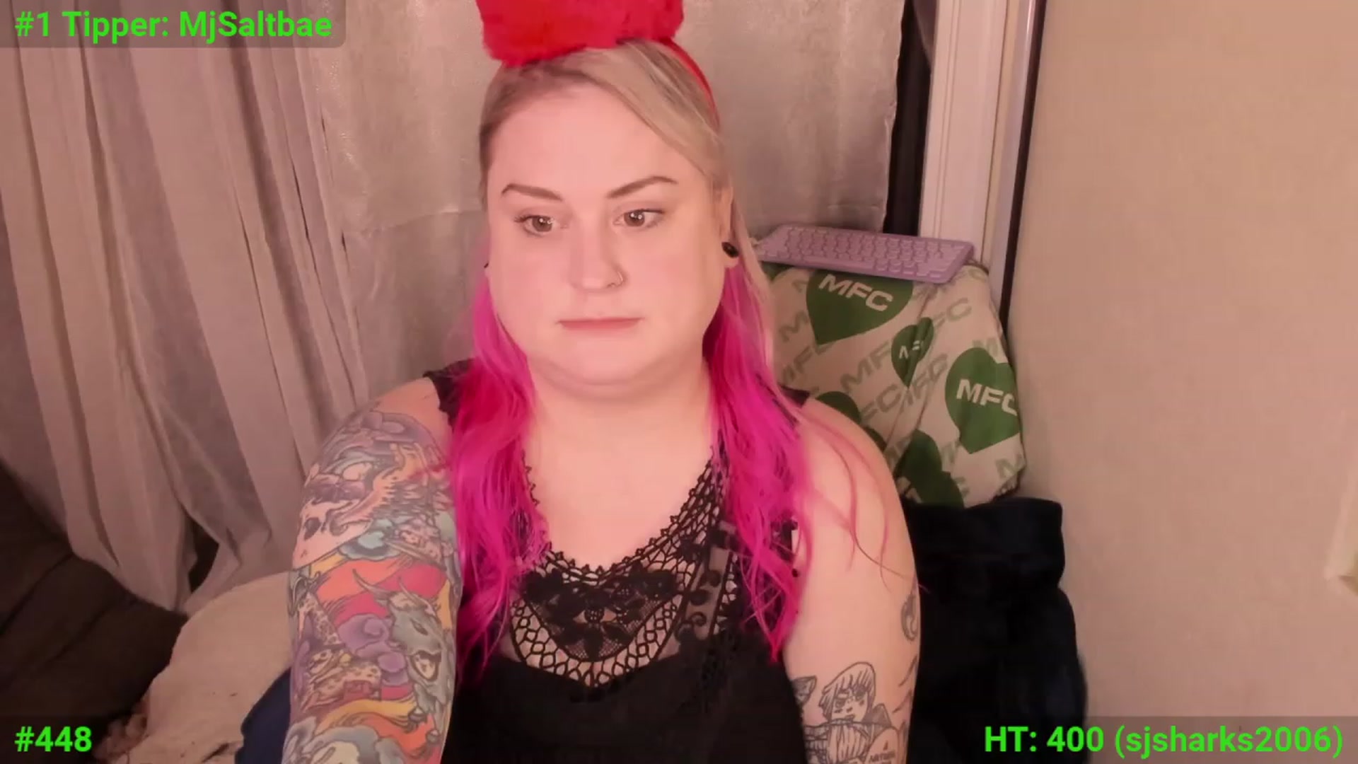 Gallery image thumbnail from mari_jae's myfreecams stream on, 12/22/2023, 07:37 image 18 of 20