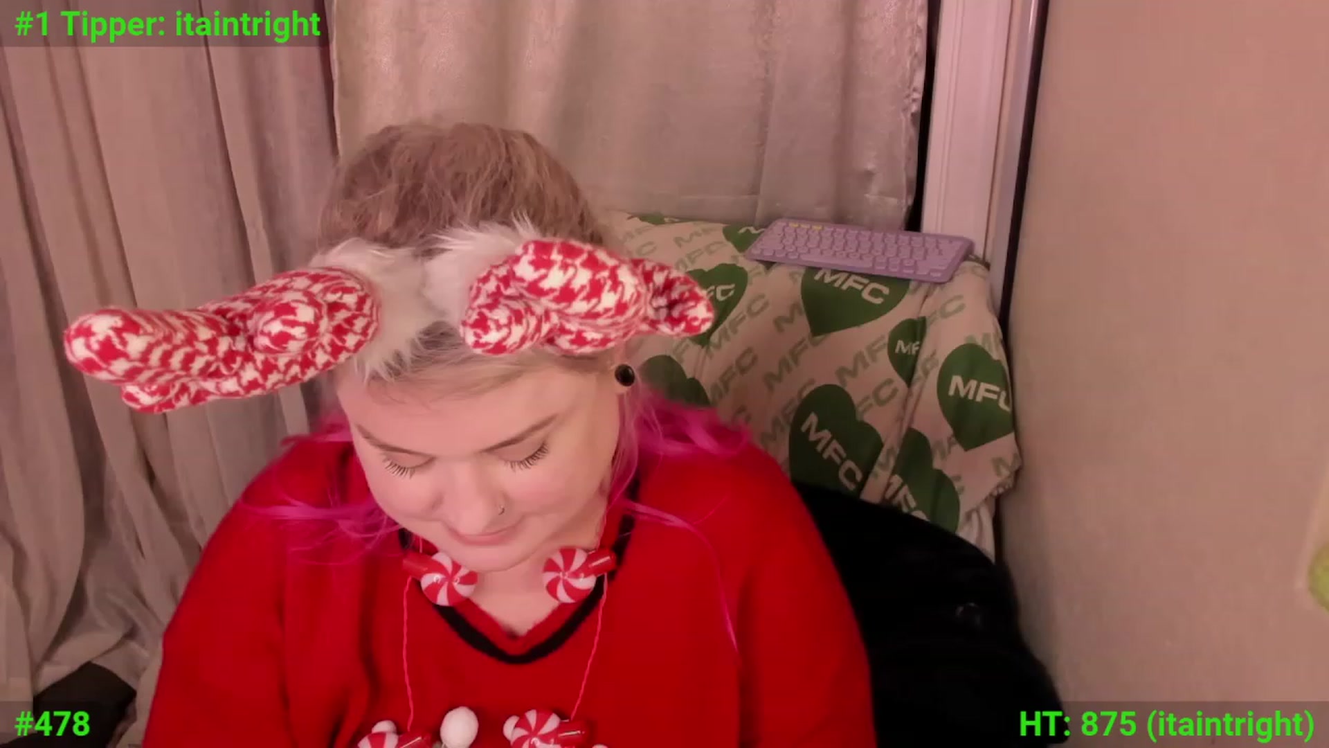 Gallery image thumbnail from mari_jae's myfreecams stream on, 12/24/2023, 08:23 image 12 of 20