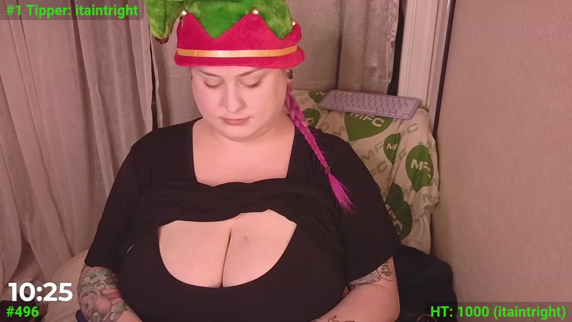 Gallery image thumbnail from mari_jae's myfreecams stream on, 12/26/2023, 04:53 image 11 of 20