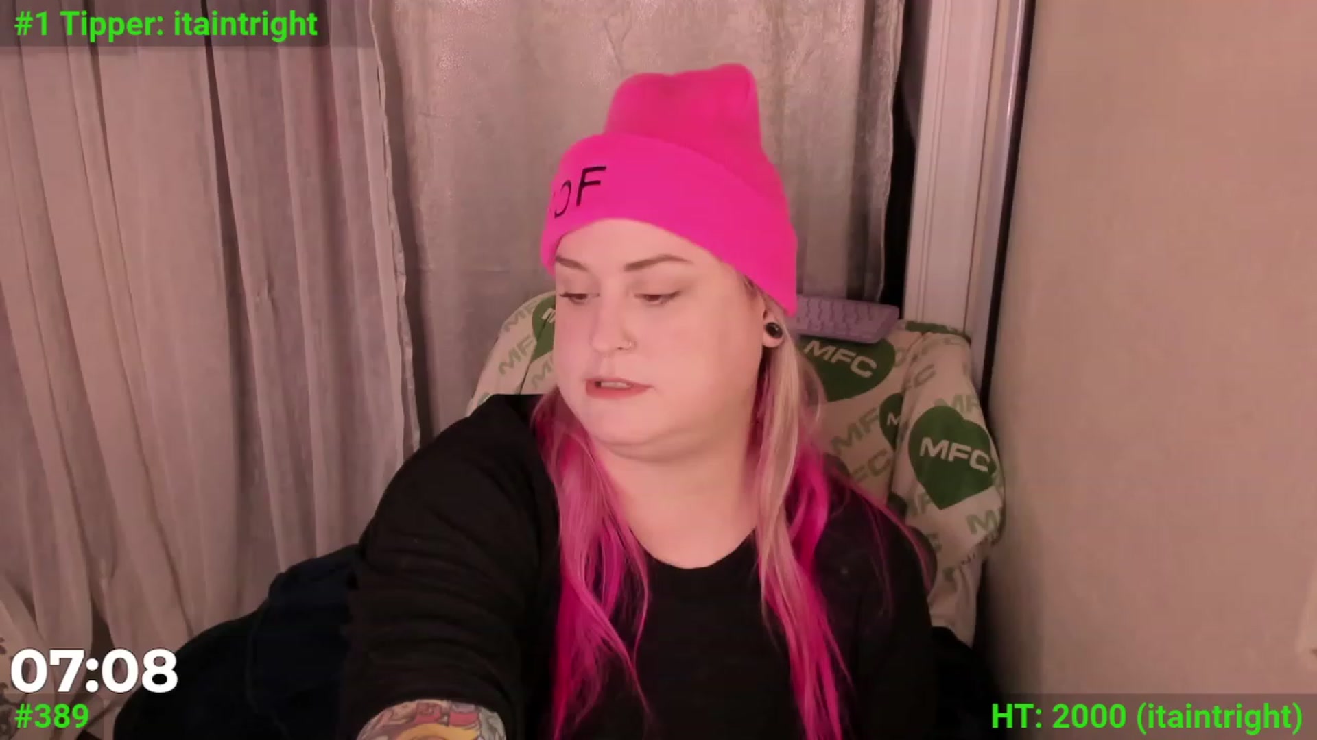 Gallery image thumbnail from mari_jae's myfreecams stream on, 12/27/2023, 05:07 image 7 of 20
