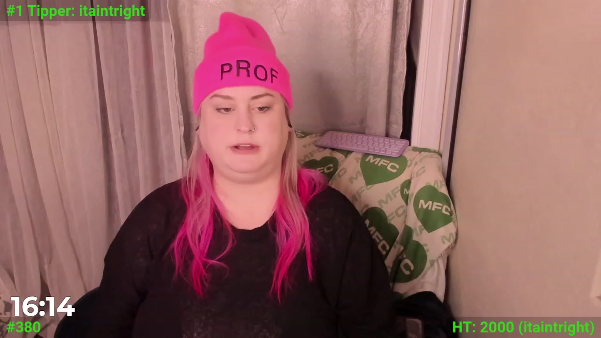Gallery image thumbnail from mari_jae's myfreecams stream on, 12/27/2023, 06:14 image 12 of 20
