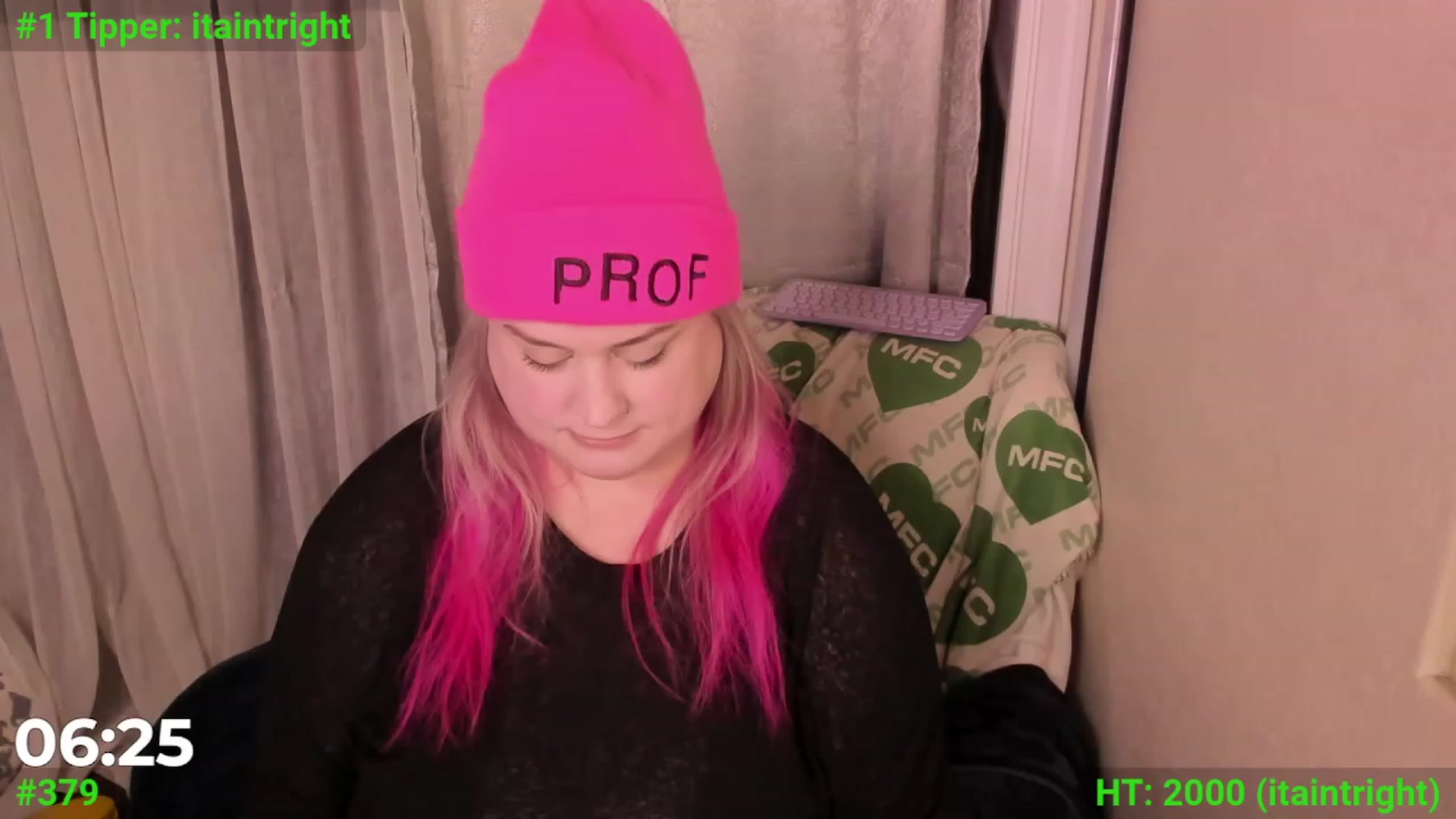 Gallery image thumbnail from mari_jae's myfreecams stream on, 12/27/2023, 09:10 image 3 of 20