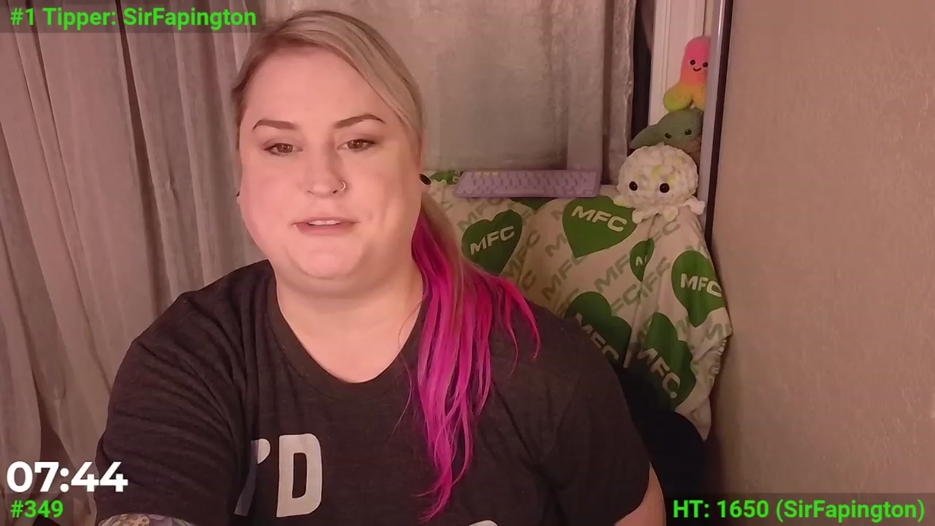 Gallery image thumbnail from mari_jae's myfreecams stream on, 12/31/2023, 03:37 image 1 of 20