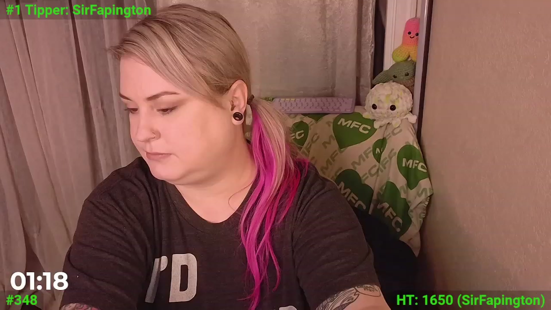 Gallery image thumbnail from mari_jae's myfreecams stream on, 12/31/2023, 03:37 image 3 of 20