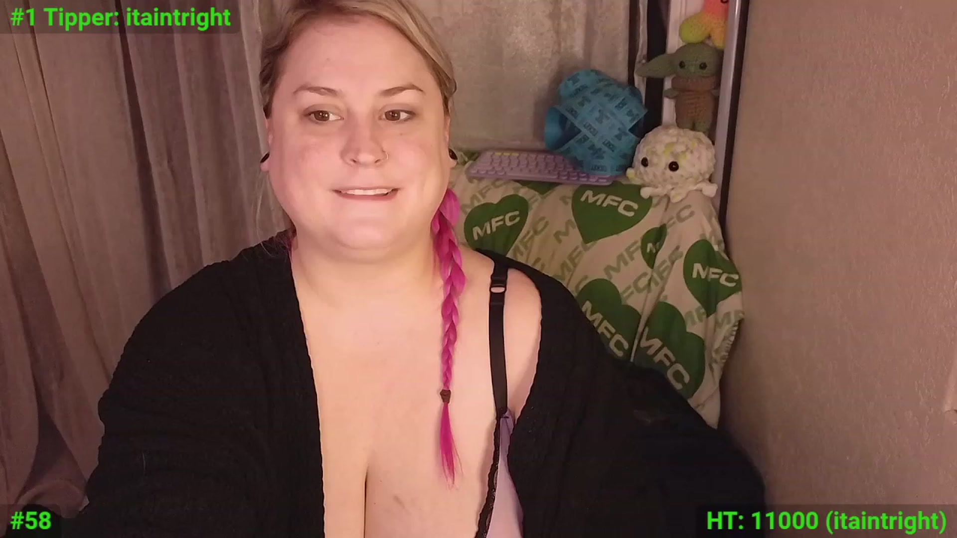 Gallery image thumbnail from mari_jae's myfreecams stream on, 01/02/2024, 07:08 image 16 of 20