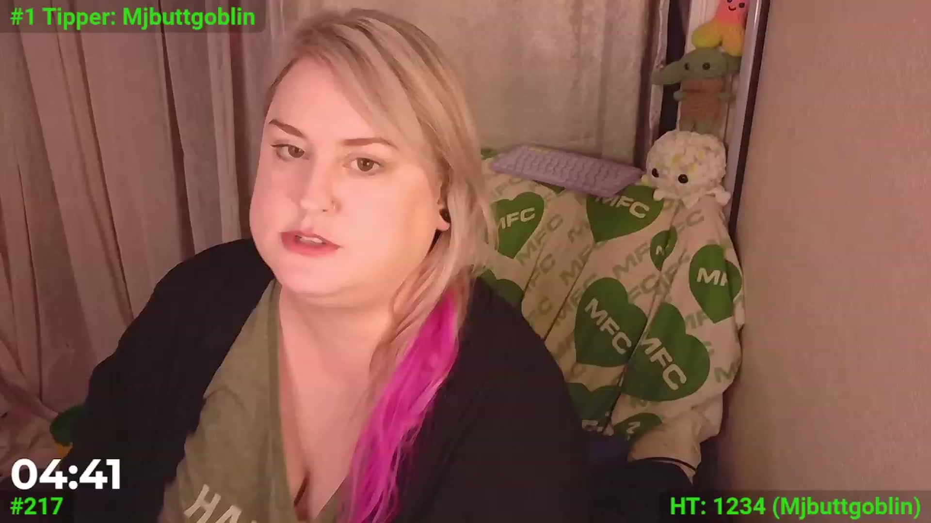 Gallery image thumbnail from mari_jae's myfreecams stream on, 01/05/2024, 06:10 image 12 of 20