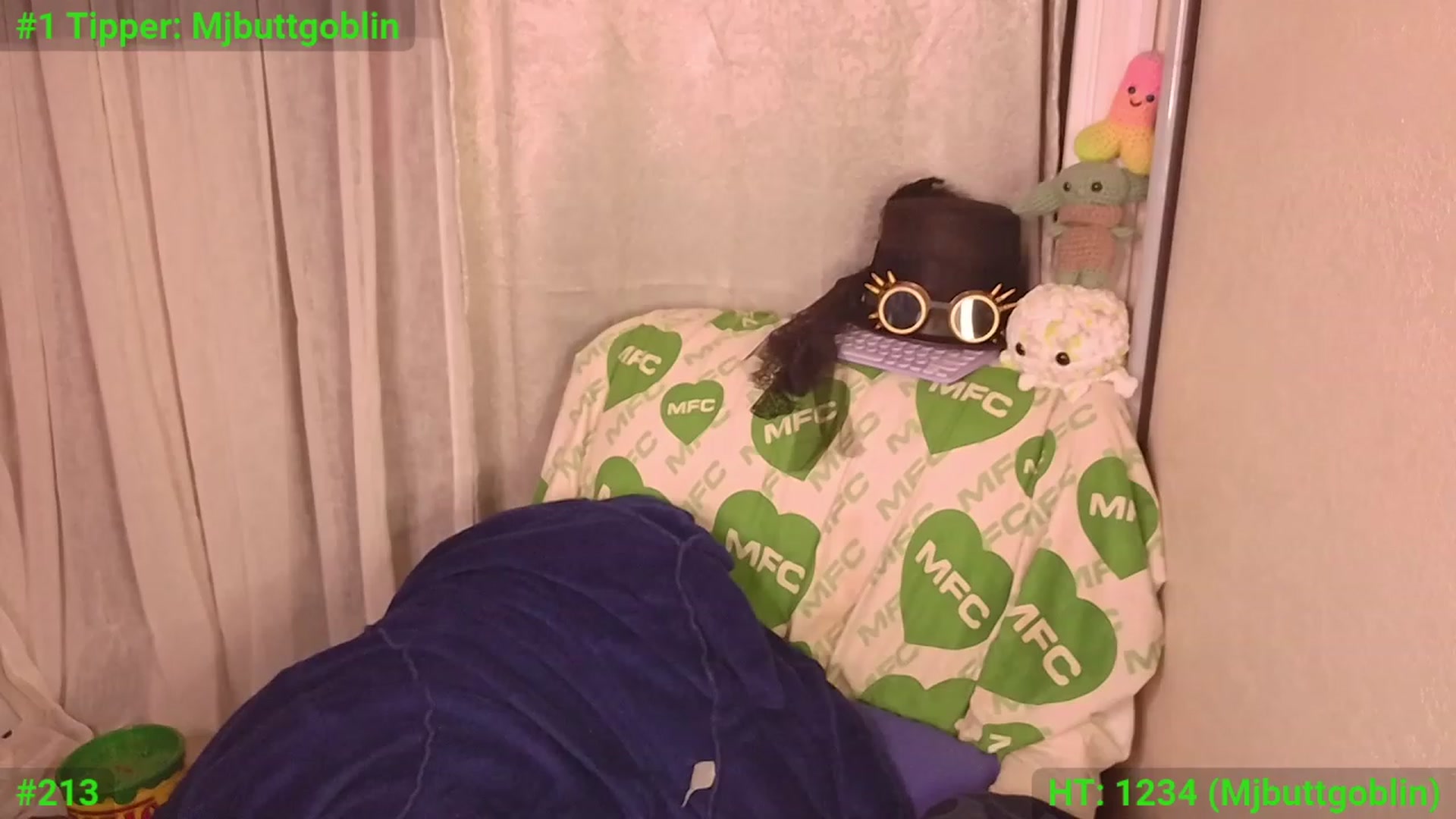 Gallery image thumbnail from mari_jae's myfreecams stream on, 01/05/2024, 08:34 image 4 of 20