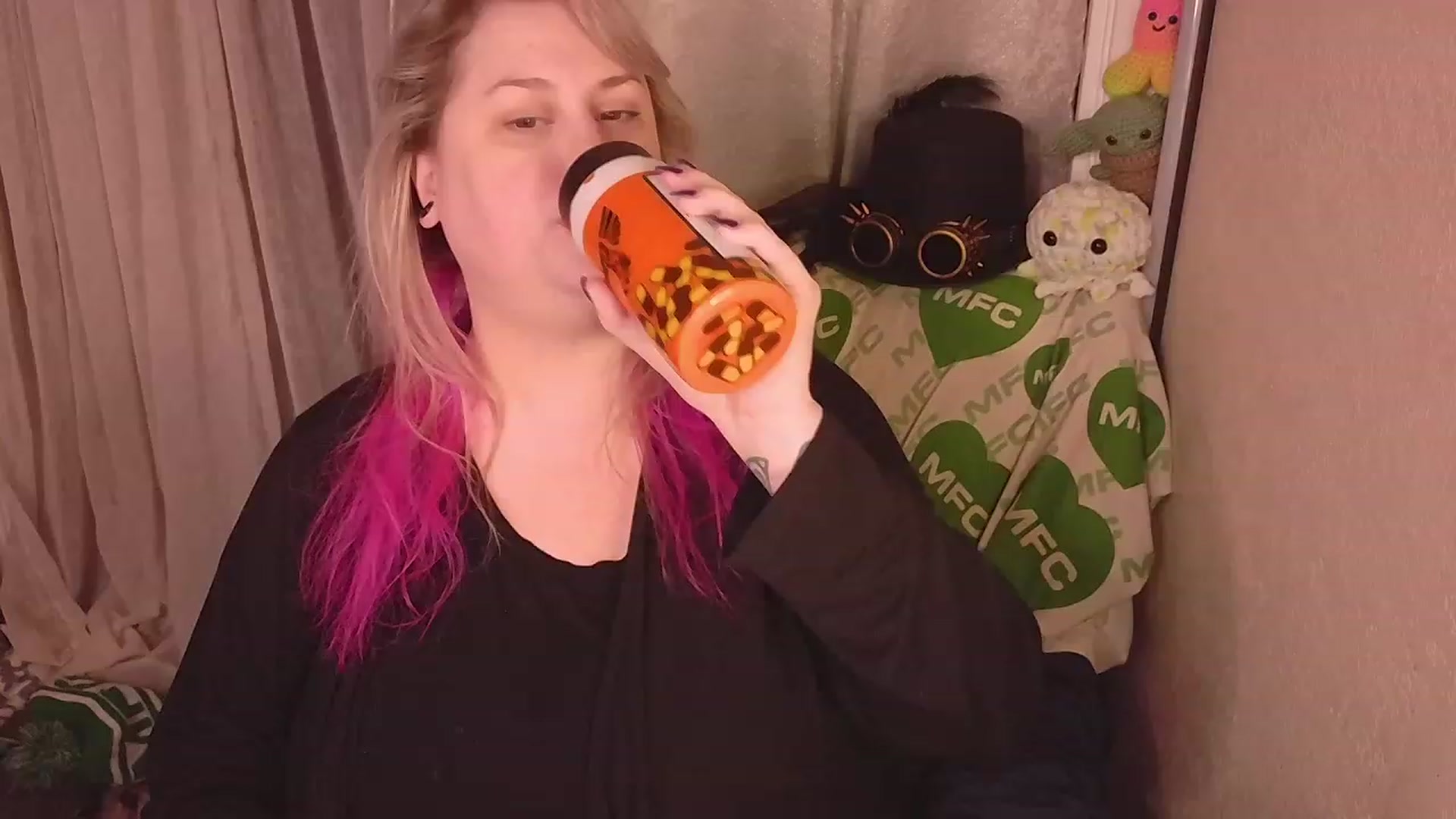 Gallery image thumbnail from mari_jae's myfreecams stream on, 01/11/2024, 08:55 image 20 of 20
