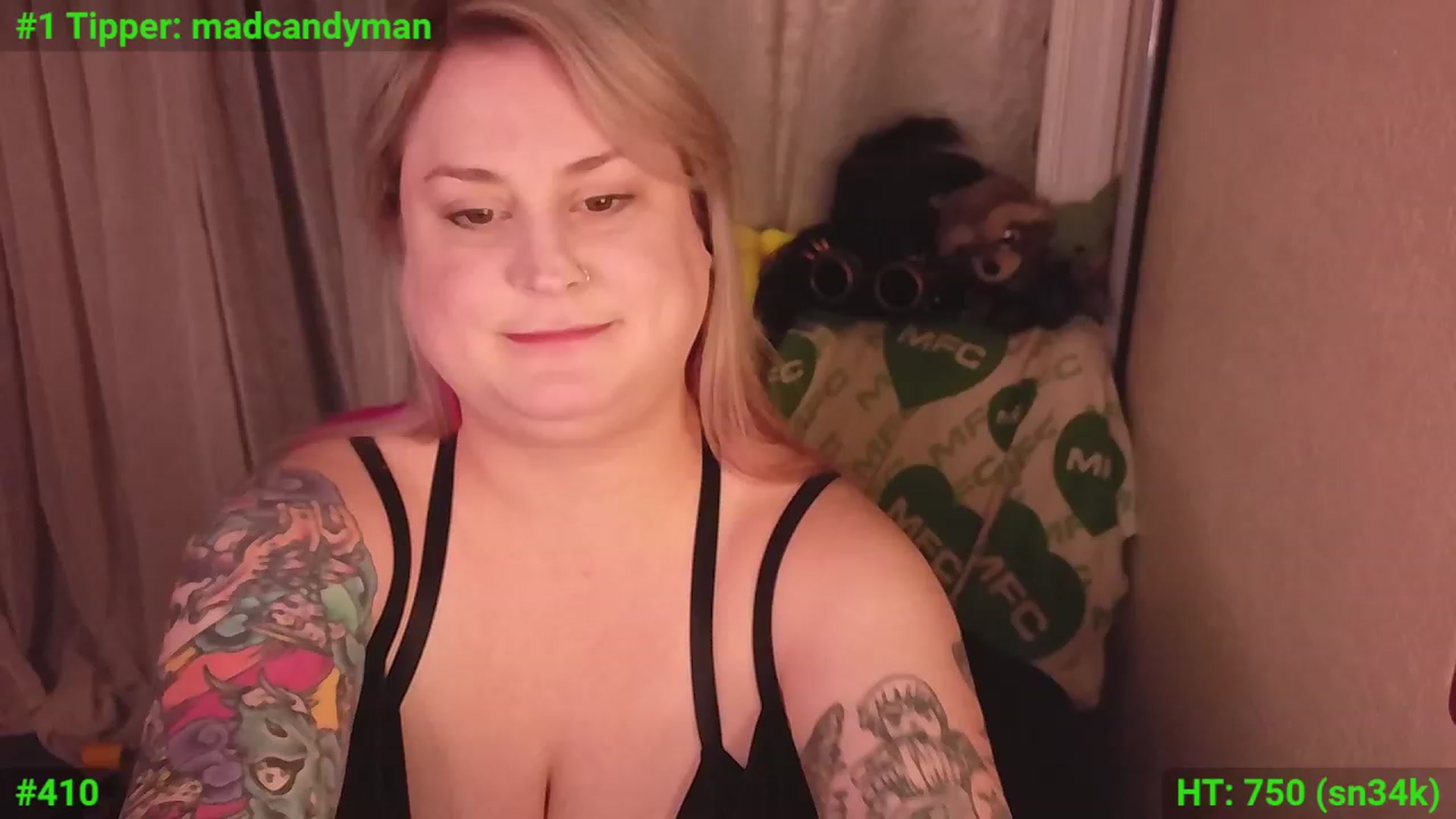 Gallery image thumbnail from mari_jae's myfreecams stream on, 01/19/2024, 08:11 image 12 of 20