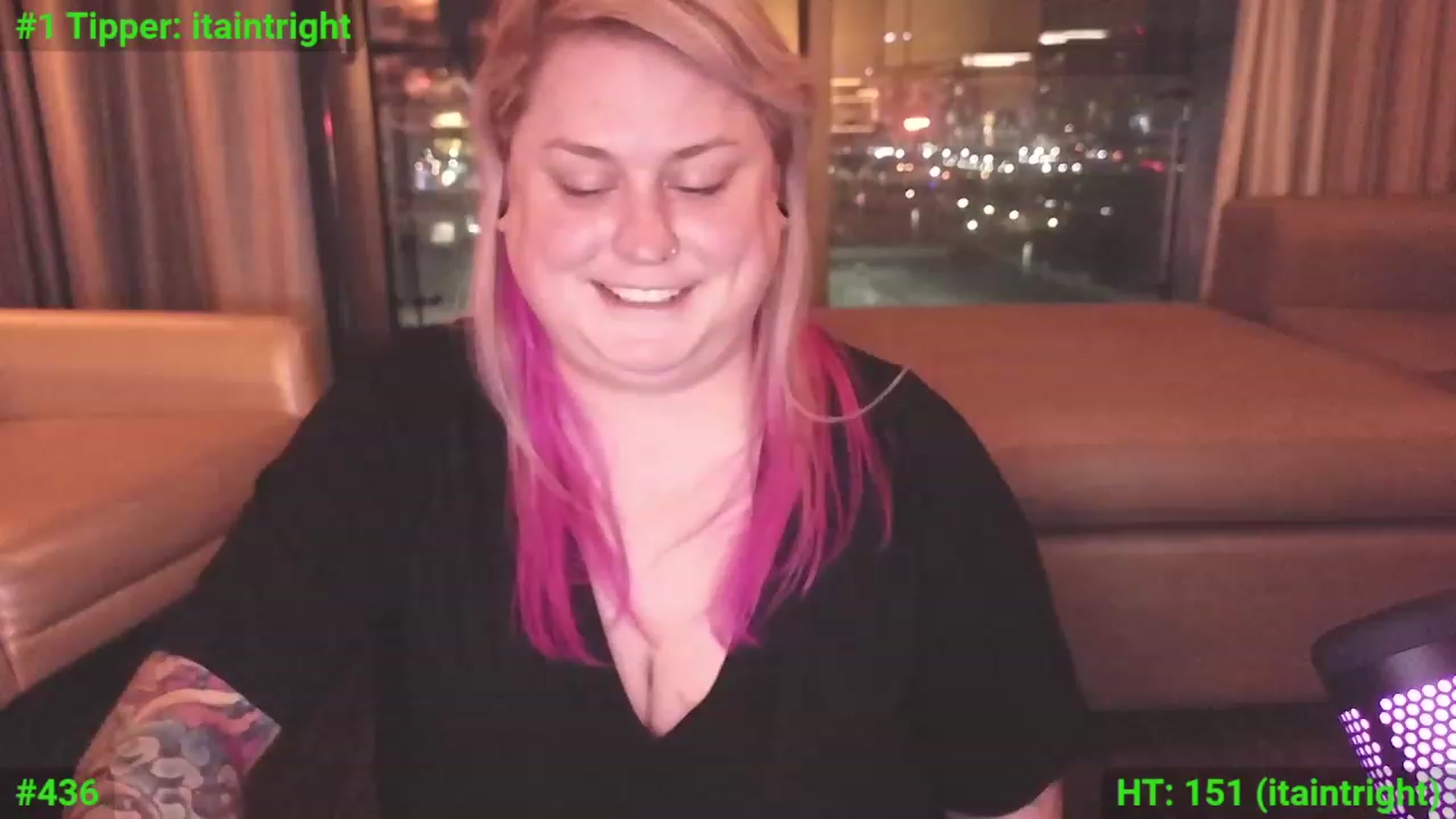 Gallery image thumbnail from mari_jae's myfreecams stream on, 01/23/2024, 07:15 image 7 of 20