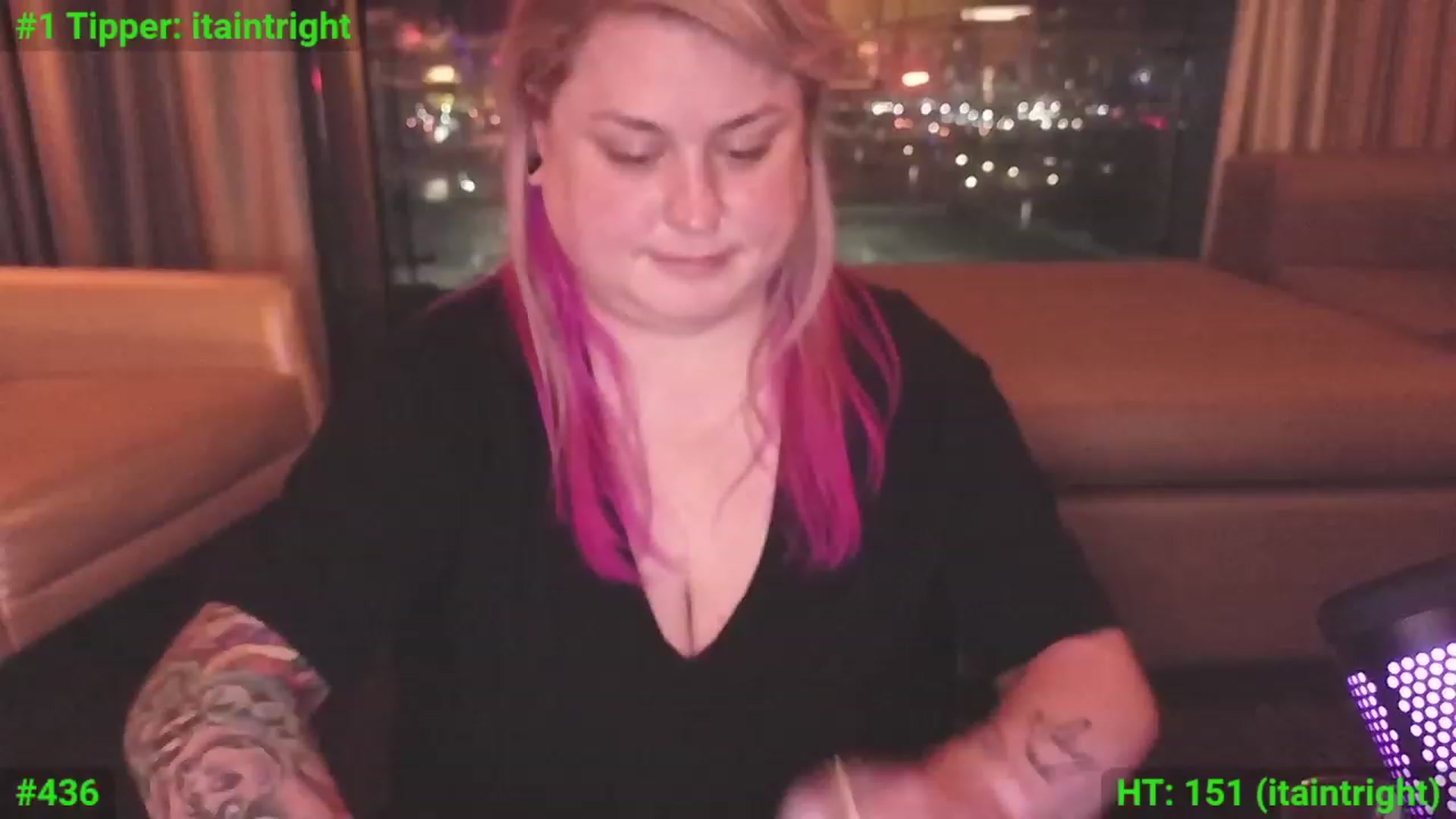 Gallery image thumbnail from mari_jae's myfreecams stream on, 01/23/2024, 07:15 image 15 of 20
