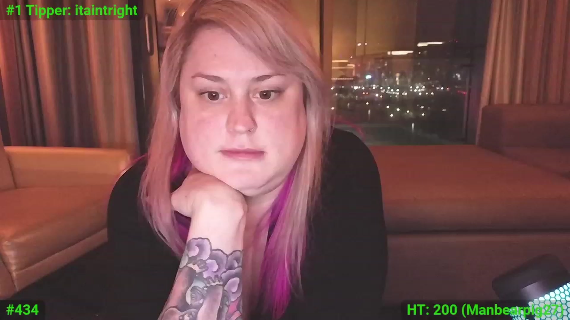 Gallery image thumbnail from mari_jae's myfreecams stream on, 01/23/2024, 08:47 image 19 of 20