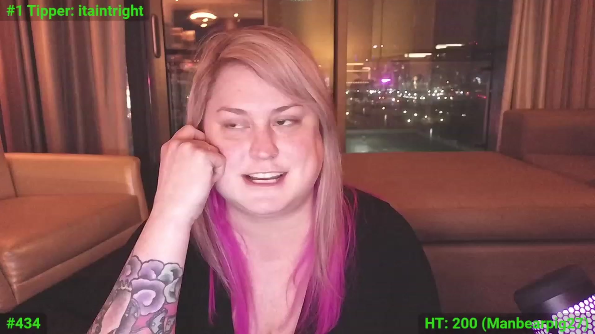 Gallery image thumbnail from mari_jae's myfreecams stream on, 01/23/2024, 08:47 image 13 of 20