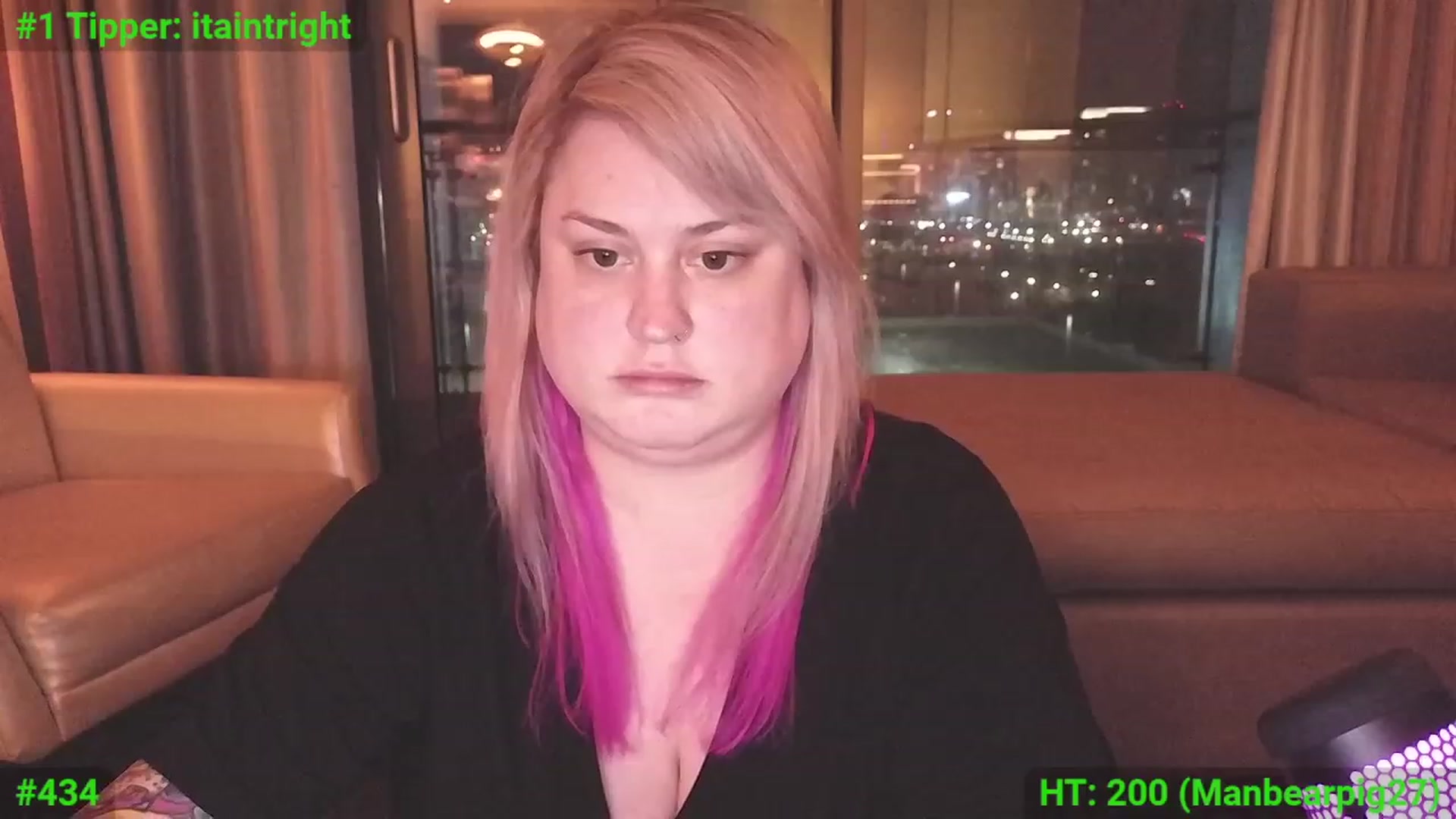 Gallery image thumbnail from mari_jae's myfreecams stream on, 01/23/2024, 08:47 image 7 of 20