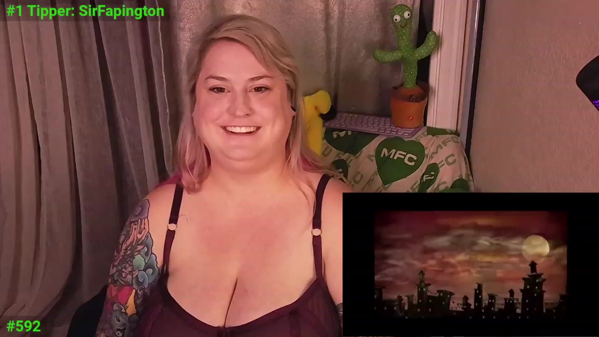 Gallery image thumbnail from mari_jae's myfreecams stream on, 02/21/2024, 08:30 image 11 of 20