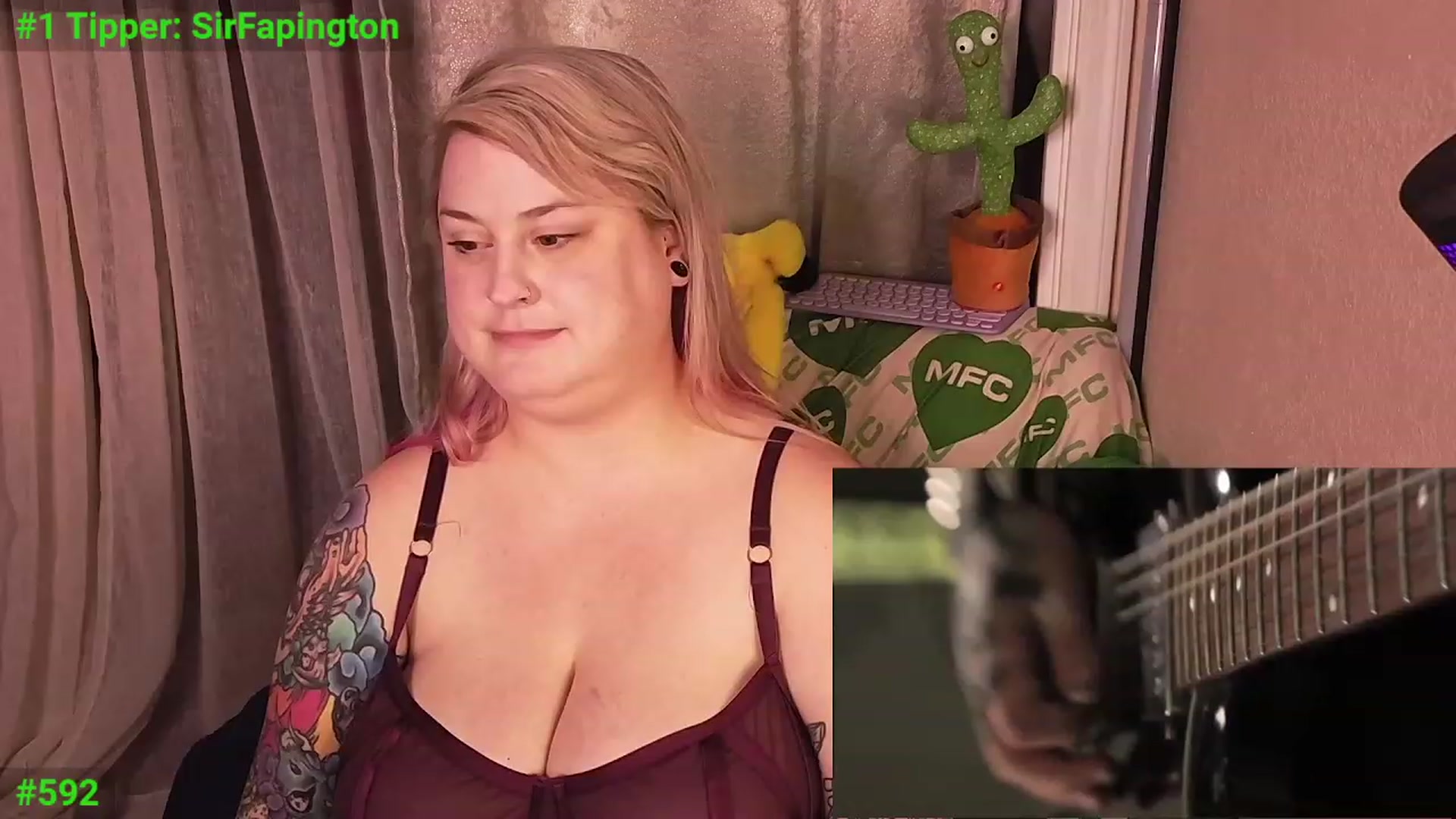 Gallery image thumbnail from mari_jae's myfreecams stream on, 02/21/2024, 08:30 image 10 of 20