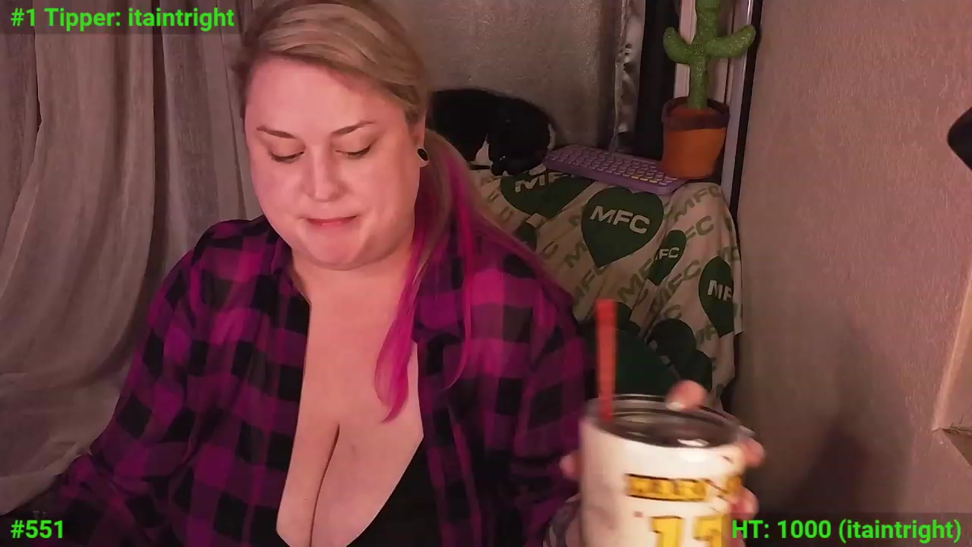 Gallery image thumbnail from mari_jae's myfreecams stream on, 02/26/2024, 08:43 image 4 of 20