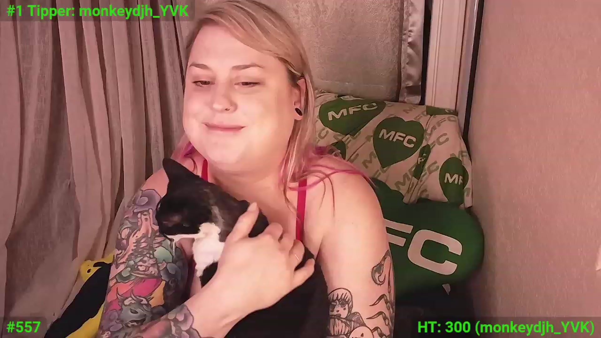 Gallery image thumbnail from mari_jae's myfreecams stream on, 03/02/2024, 10:32 image 18 of 20
