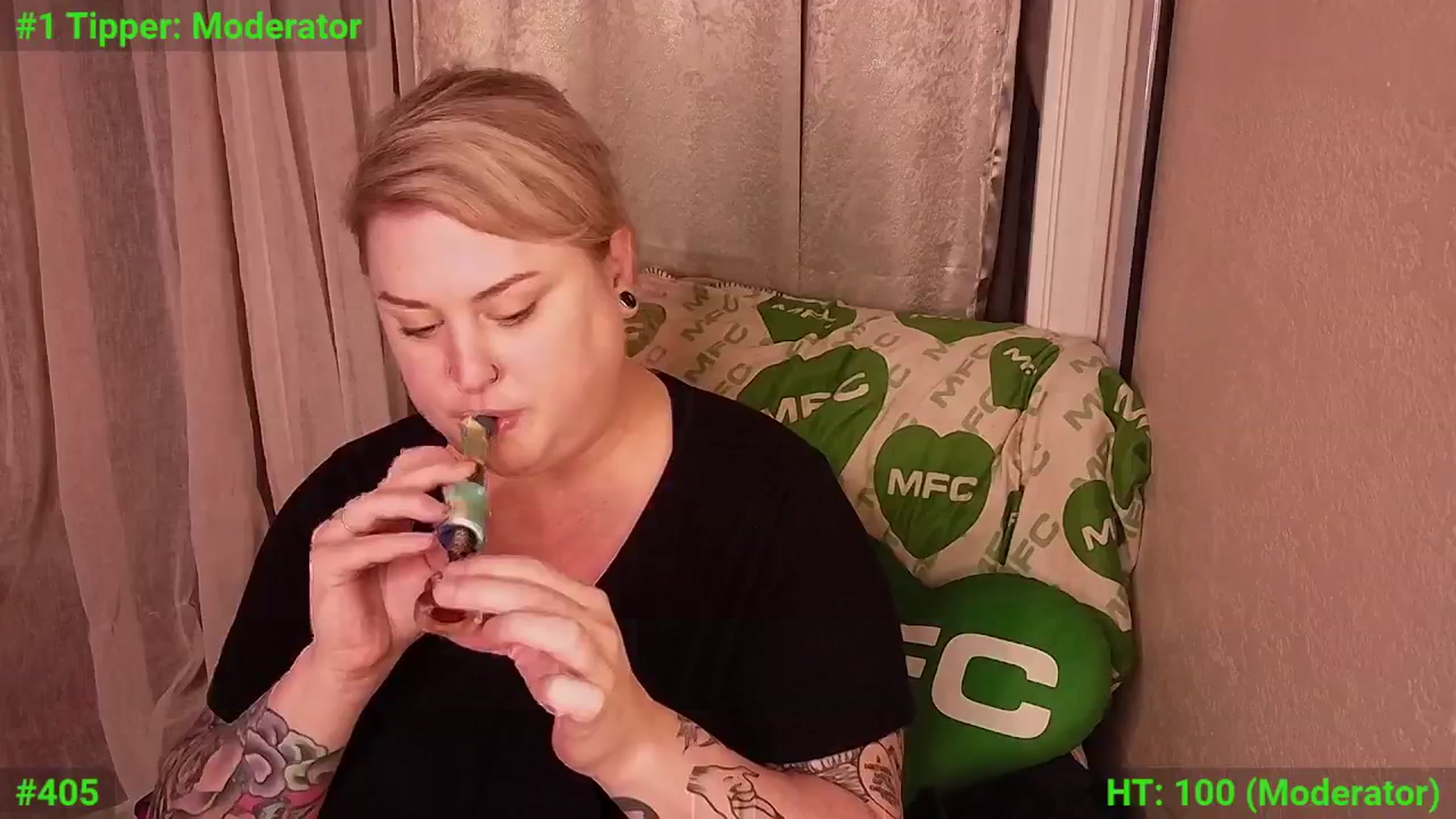 Gallery image thumbnail from mari_jae's myfreecams stream on, 03/16/2024, 11:23 image 12 of 20