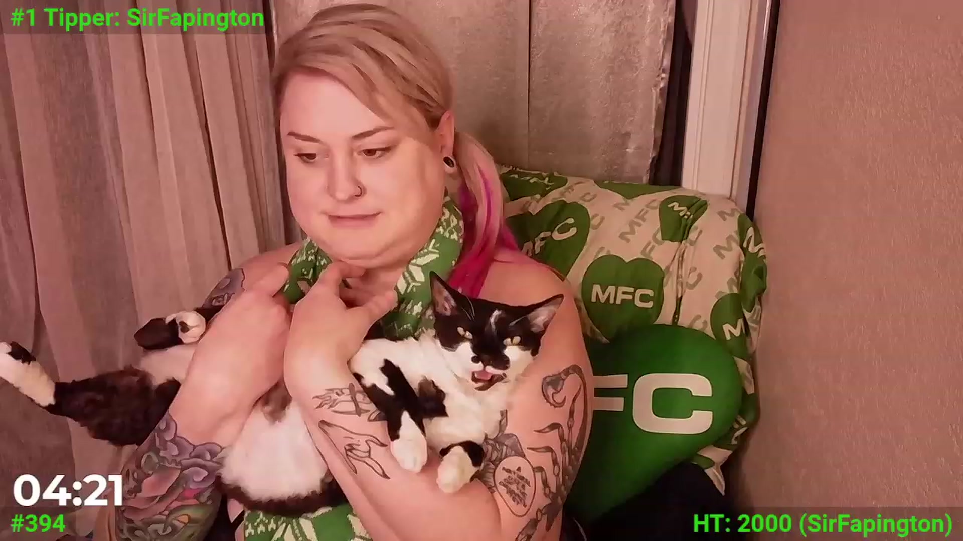 Gallery image thumbnail from mari_jae's myfreecams stream on, 03/17/2024, 09:06 image 7 of 20