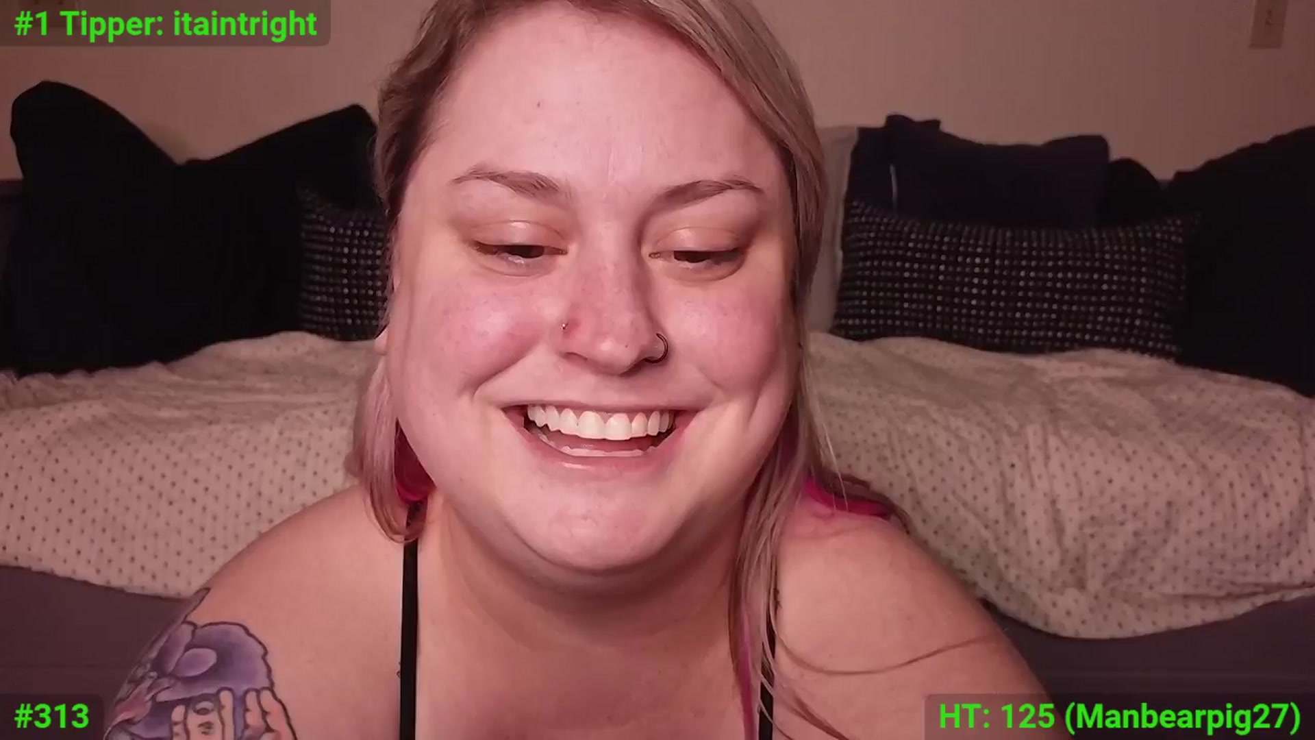 Gallery image thumbnail from mari_jae's myfreecams stream on, 03/25/2024, 10:27 image 13 of 20