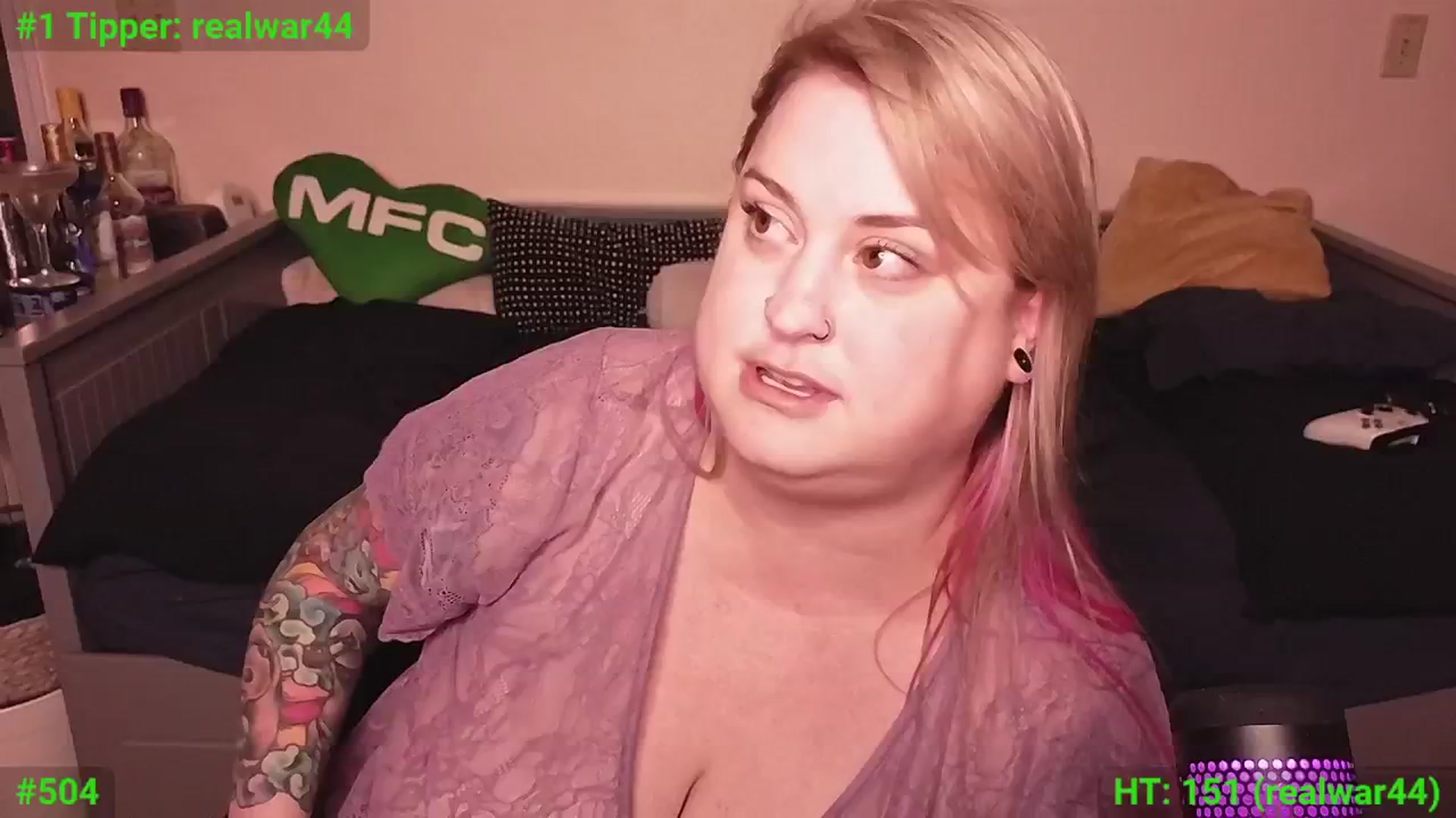 Gallery image thumbnail from mari_jae's myfreecams stream on, 05/05/2024, 08:32 image 10 of 20