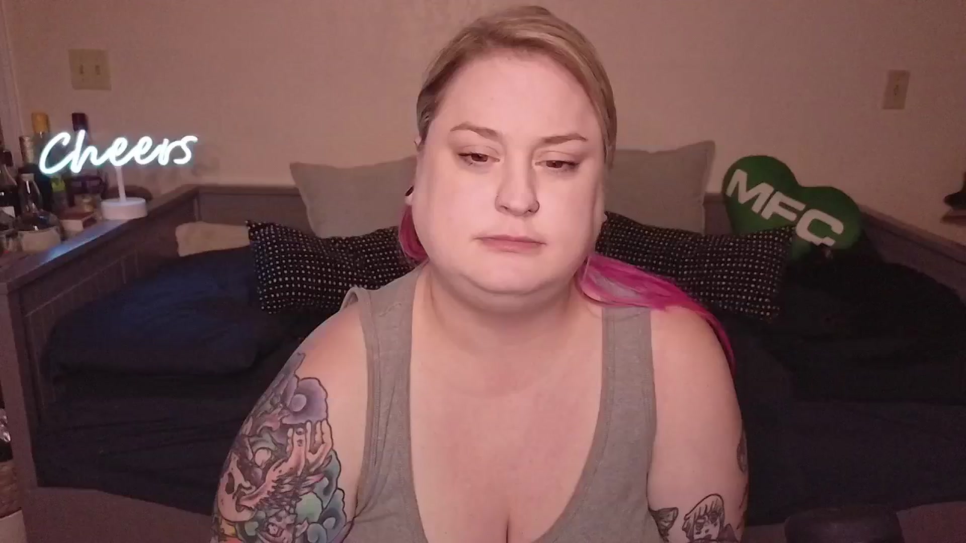 Gallery image thumbnail from mari_jae's myfreecams stream on, 05/08/2024, 08:09 image 7 of 20