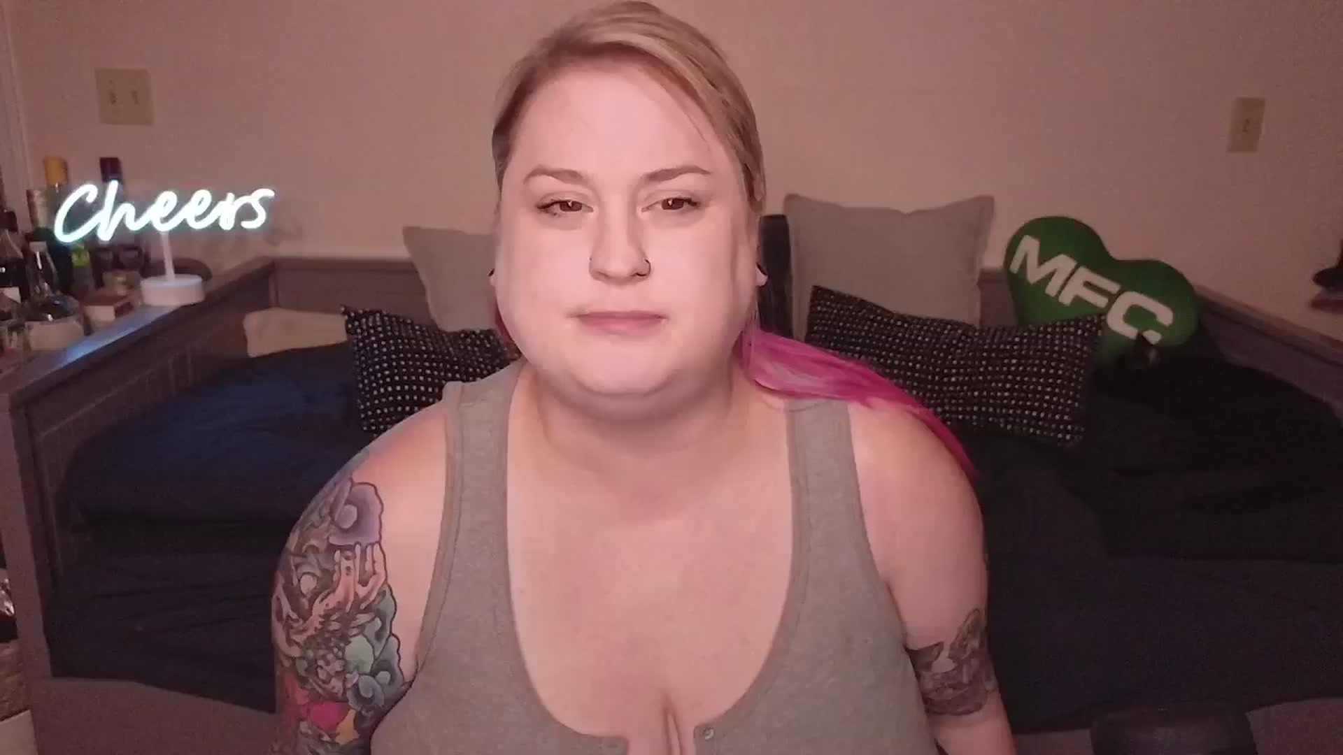 Gallery image thumbnail from mari_jae's myfreecams stream on, 05/08/2024, 08:09 image 6 of 20