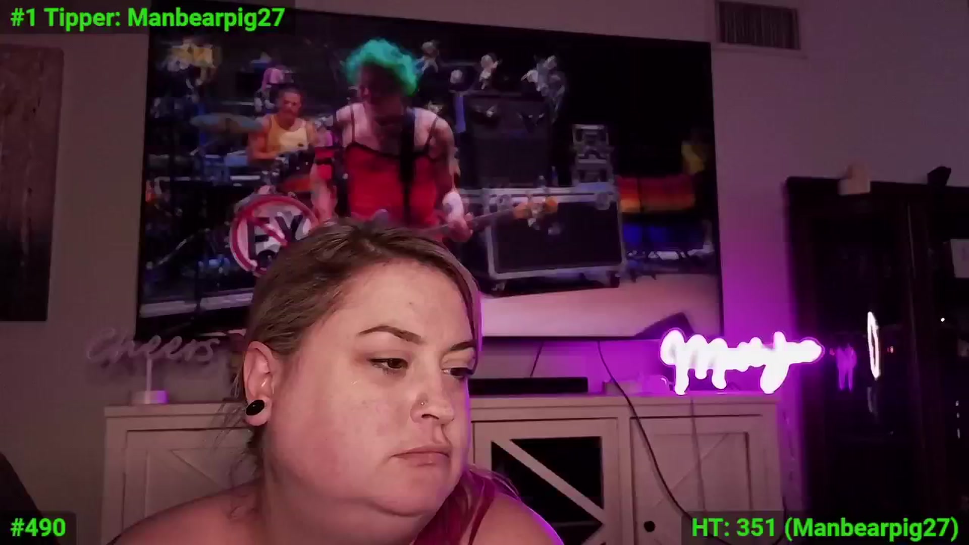 Gallery image thumbnail from mari_jae's myfreecams stream on, 07/07/2024, 11:20 image 10 of 20