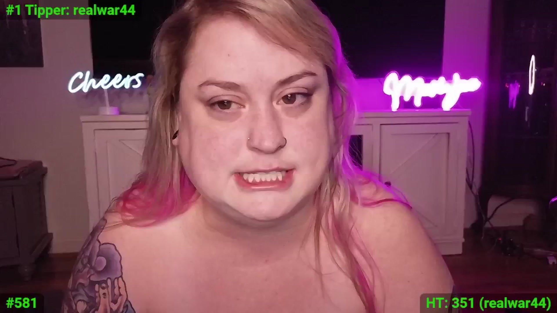 Gallery image thumbnail from mari_jae's myfreecams stream on, 07/25/2024, 09:56 image 7 of 20