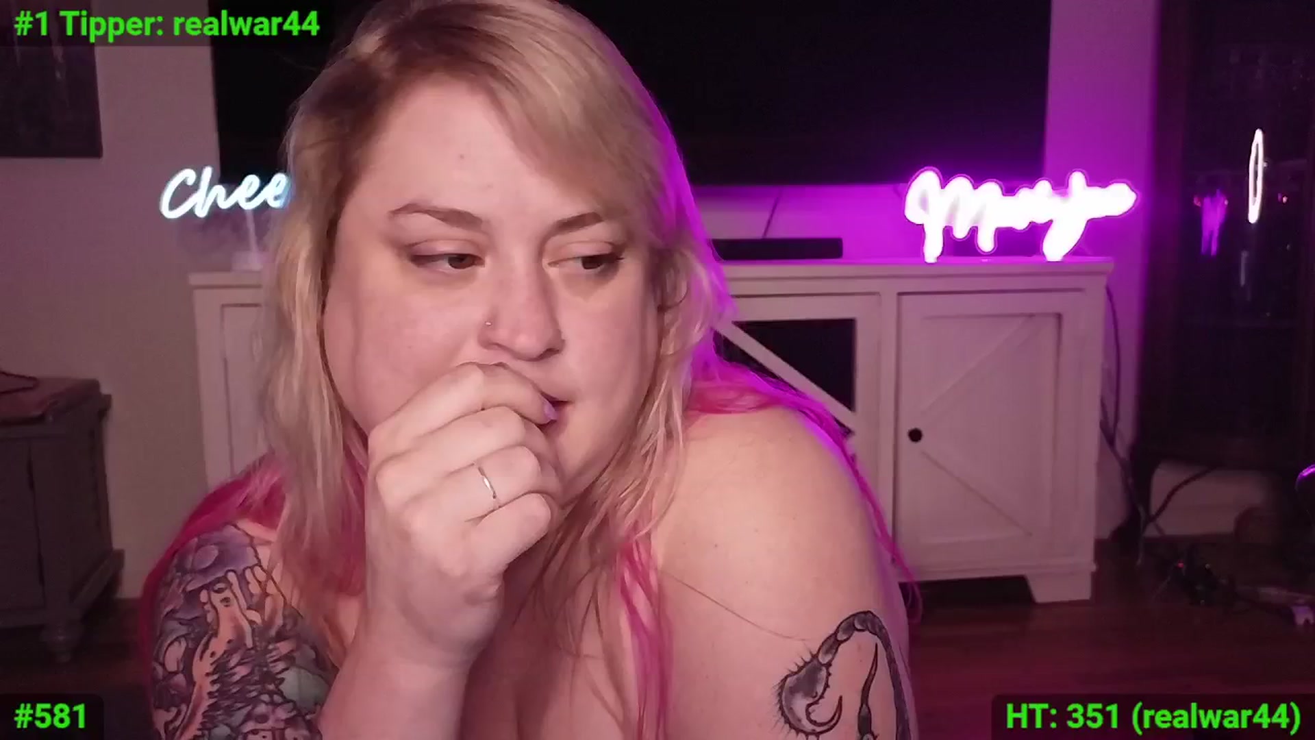 Gallery image thumbnail from mari_jae's myfreecams stream on, 07/25/2024, 09:56 image 4 of 20