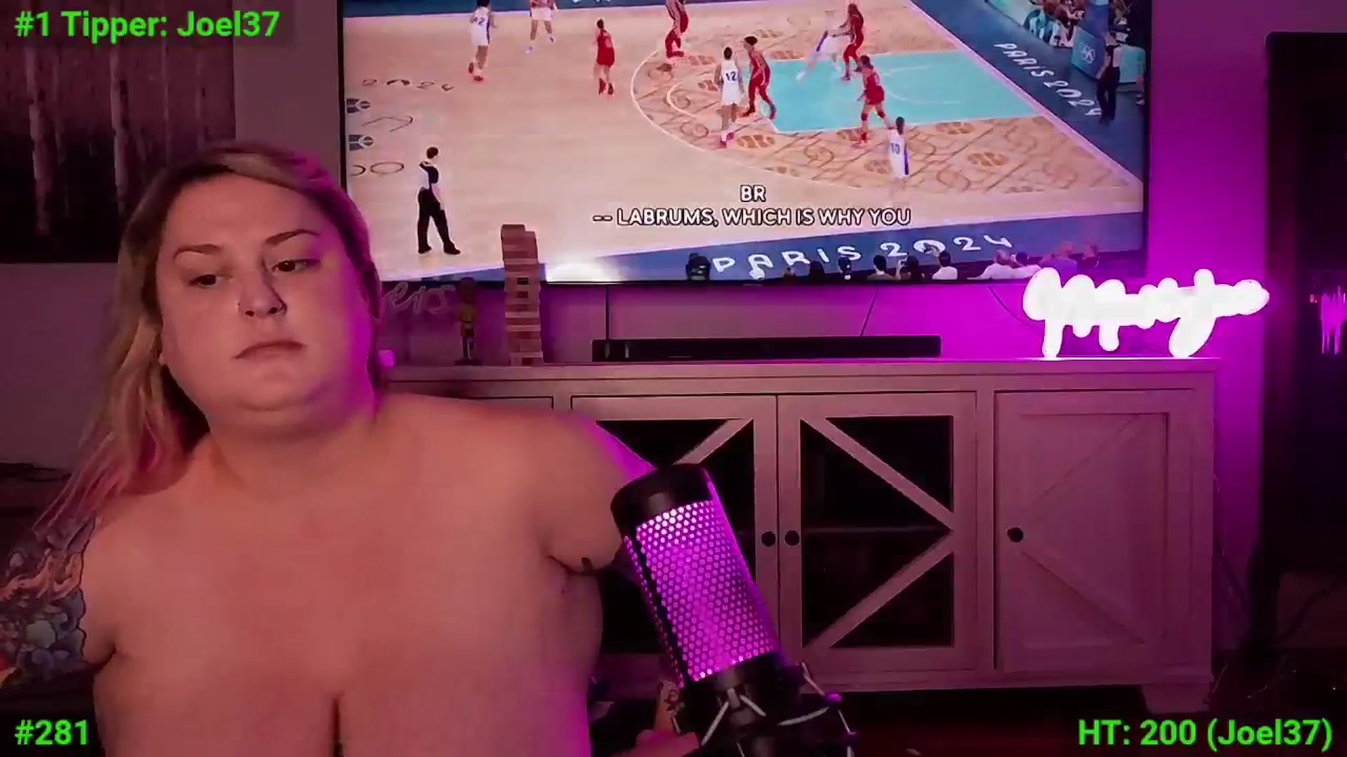 Gallery image thumbnail from mari_jae's myfreecams stream on, 08/12/2024, 08:15 image 5 of 20