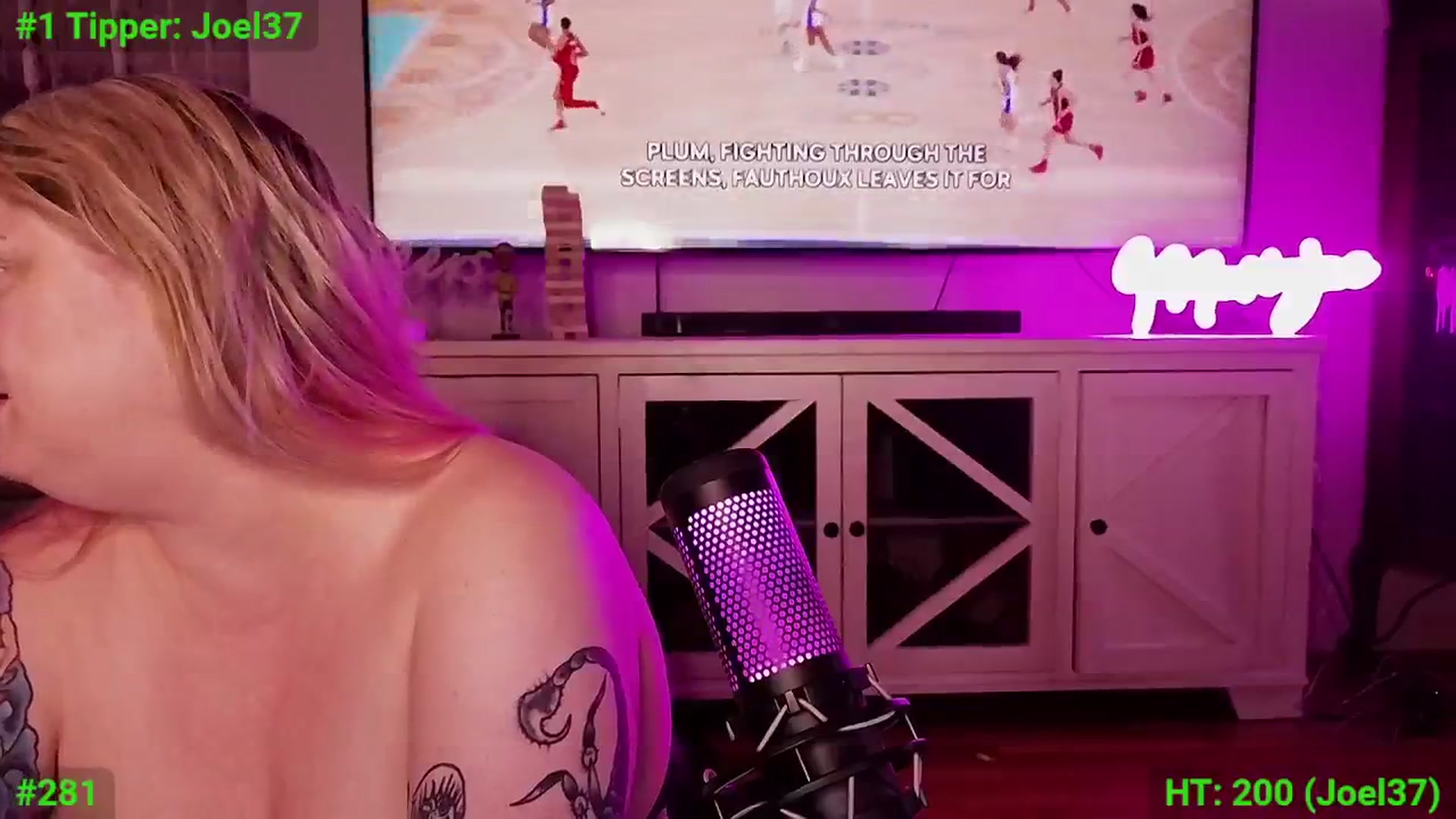 Gallery image thumbnail from mari_jae's myfreecams stream on, 08/12/2024, 08:15 image 20 of 20