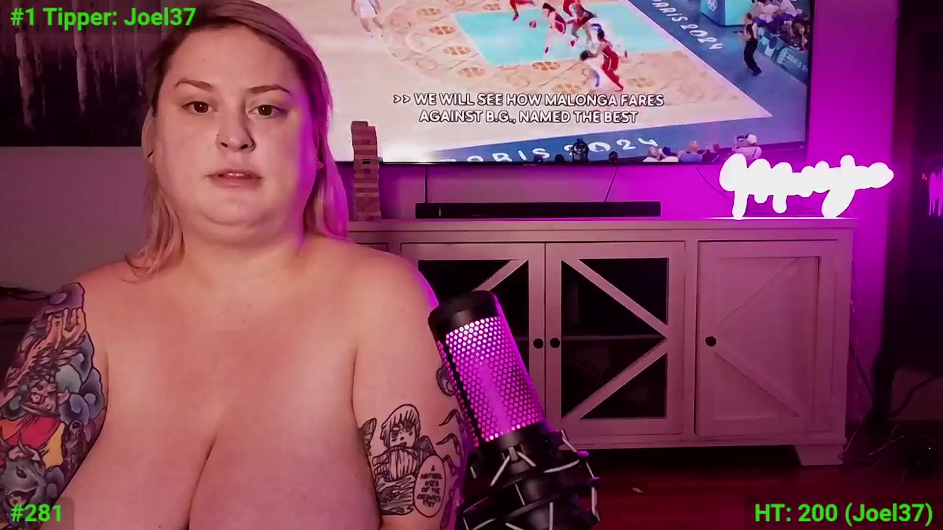 Gallery image thumbnail from mari_jae's myfreecams stream on, 08/12/2024, 08:15 image 9 of 20