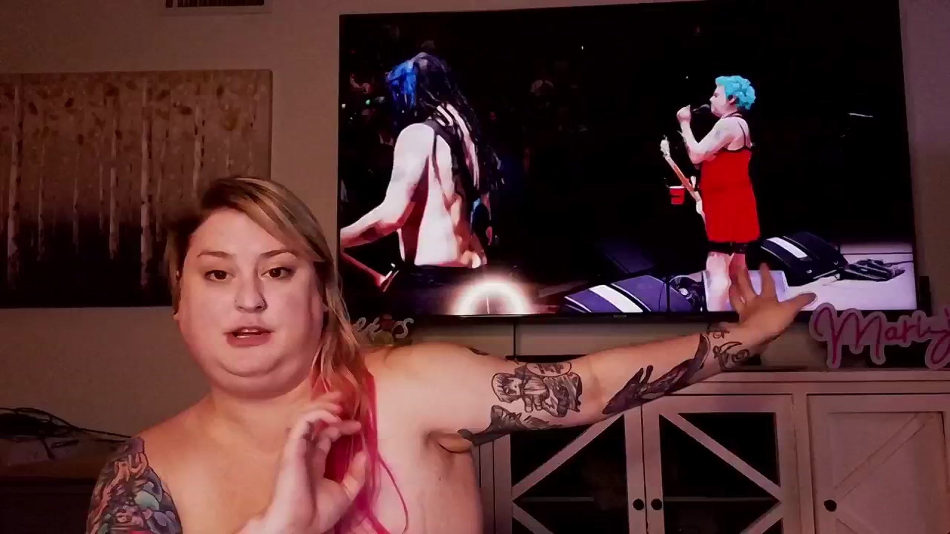 Gallery image thumbnail from mari_jae's myfreecams stream on, 09/13/2024, 10:16 image 6 of 20
