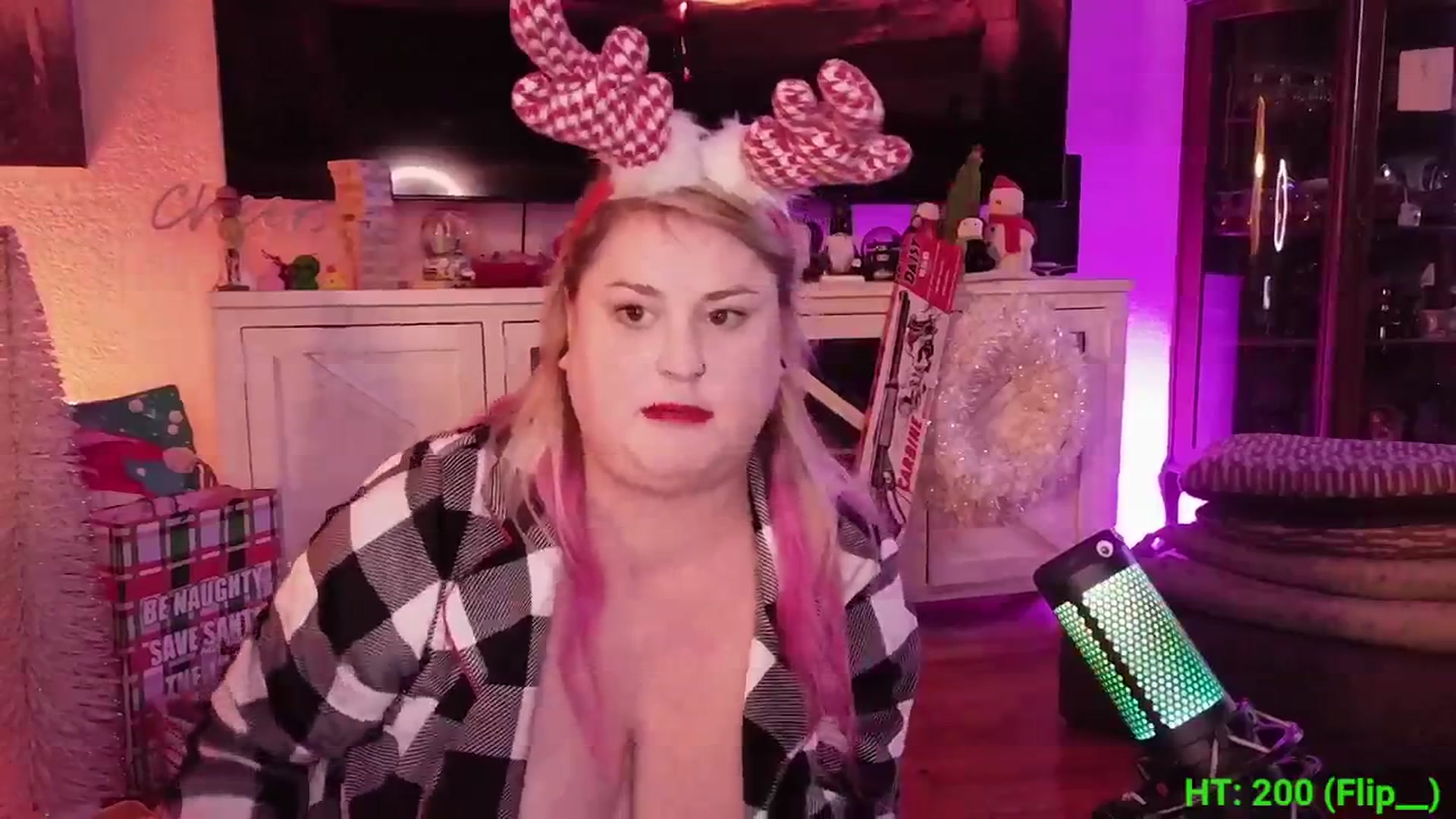 Gallery image thumbnail from mari_jae's myfreecams stream on, 12/25/2024, 09:55 image 10 of 20