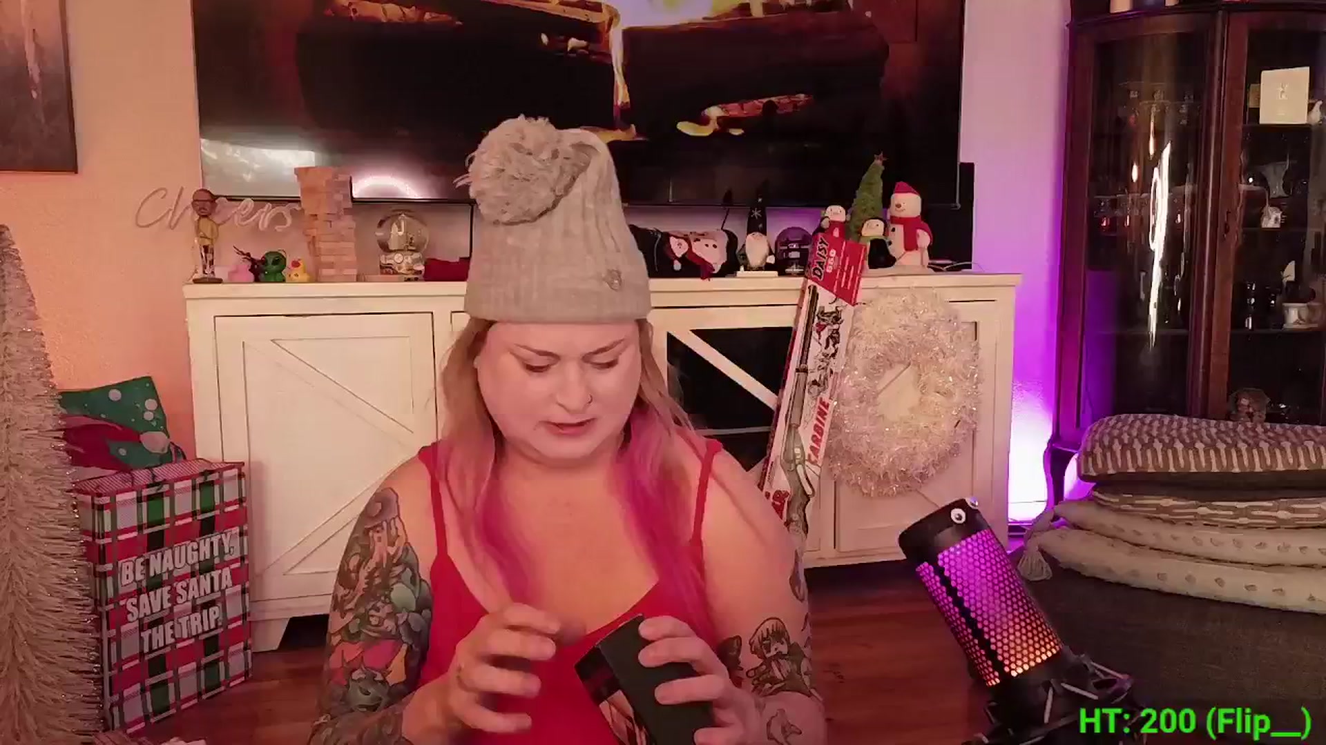 Gallery image thumbnail from mari_jae's myfreecams stream on, 12/25/2024, 23:42 image 15 of 20