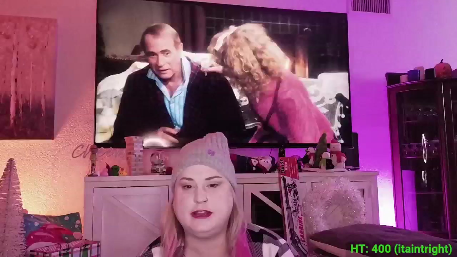 Gallery image thumbnail from mari_jae's myfreecams stream on, 12/26/2024, 06:50 image 14 of 20
