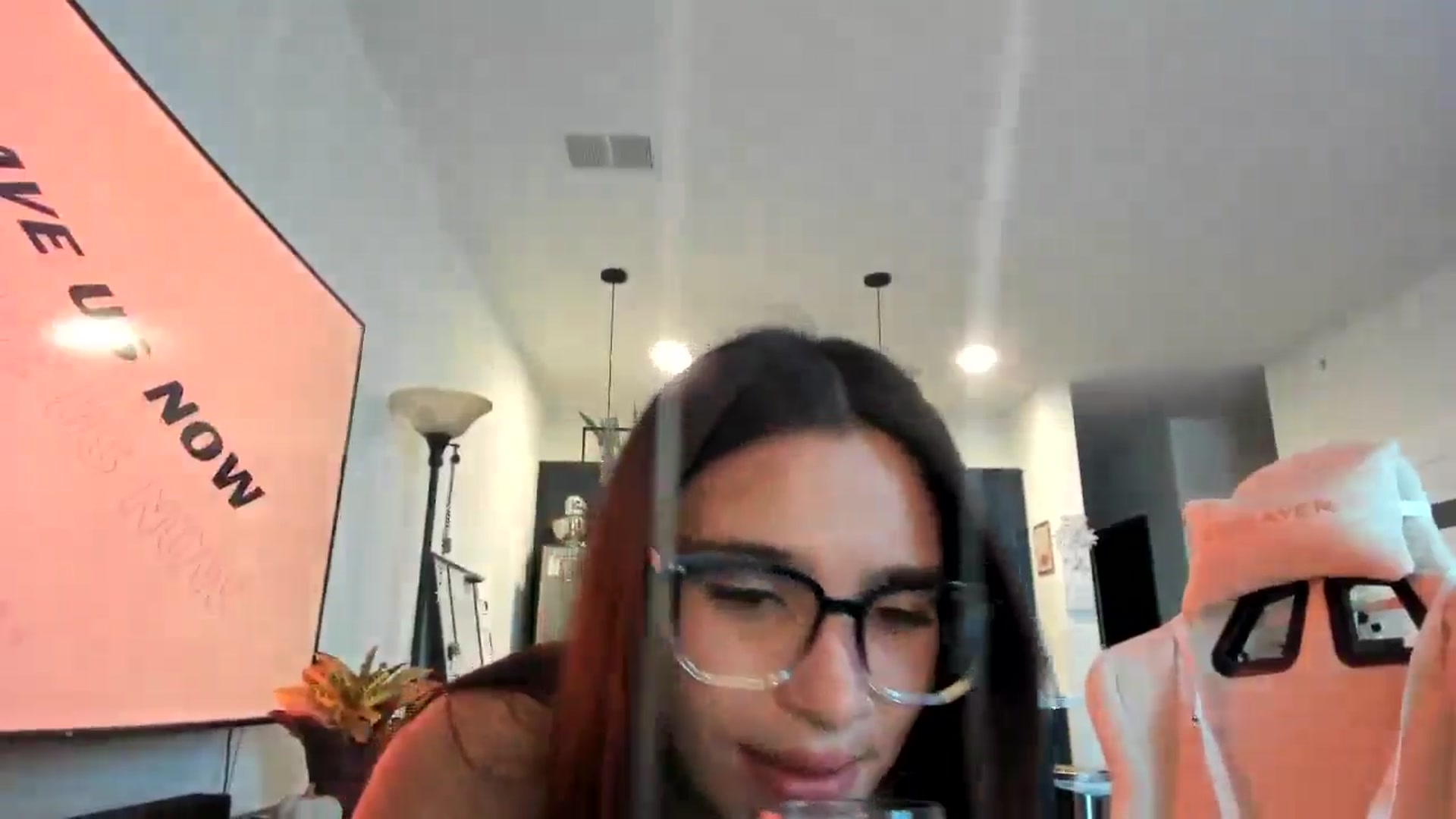 Gallery image thumbnail from marymartinez's myfreecams stream on, 11/01/2024, 20:59 image 15 of 20