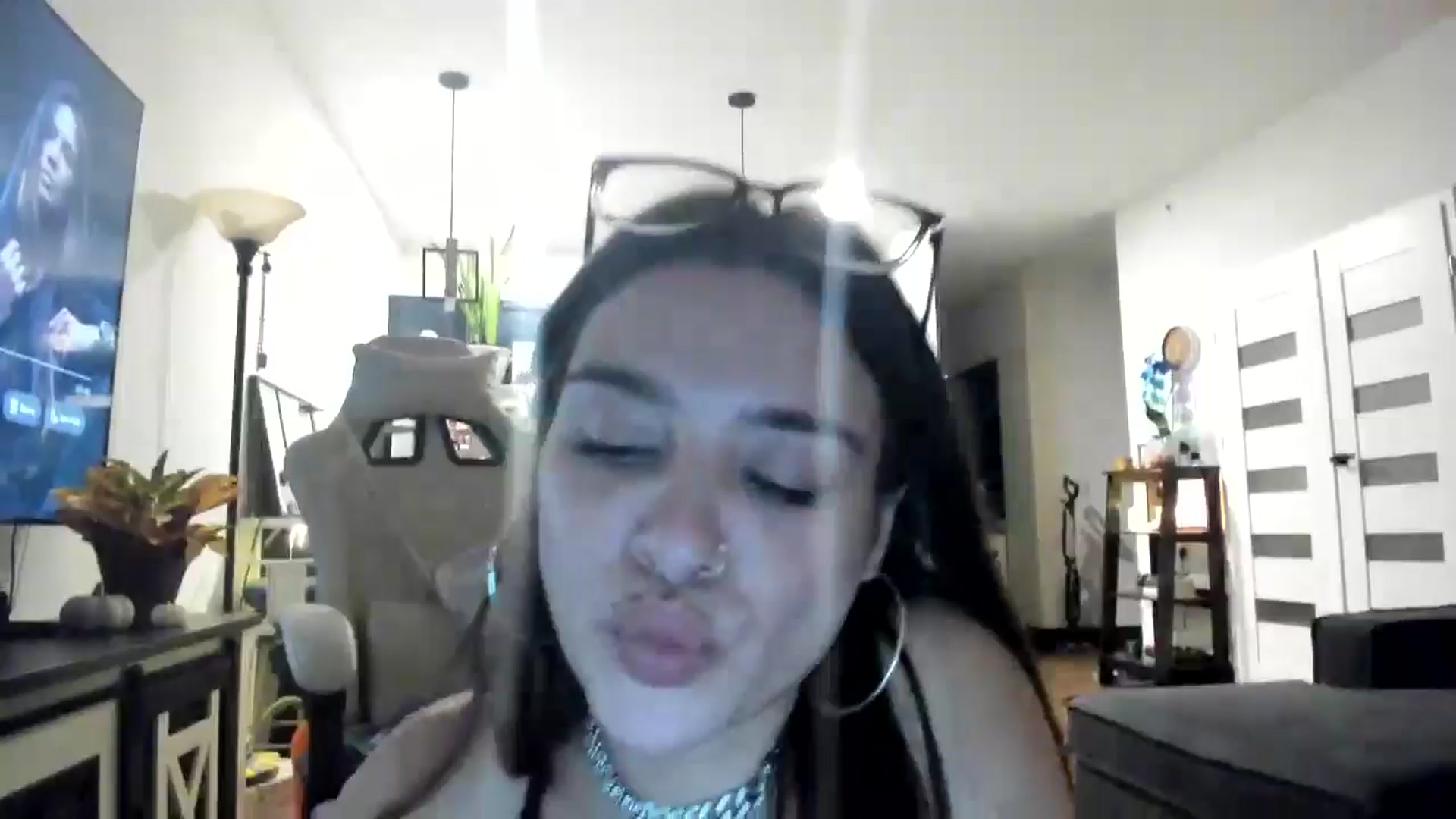 Gallery image thumbnail from marymartinez's myfreecams stream on, 11/01/2024, 23:03 image 1 of 20