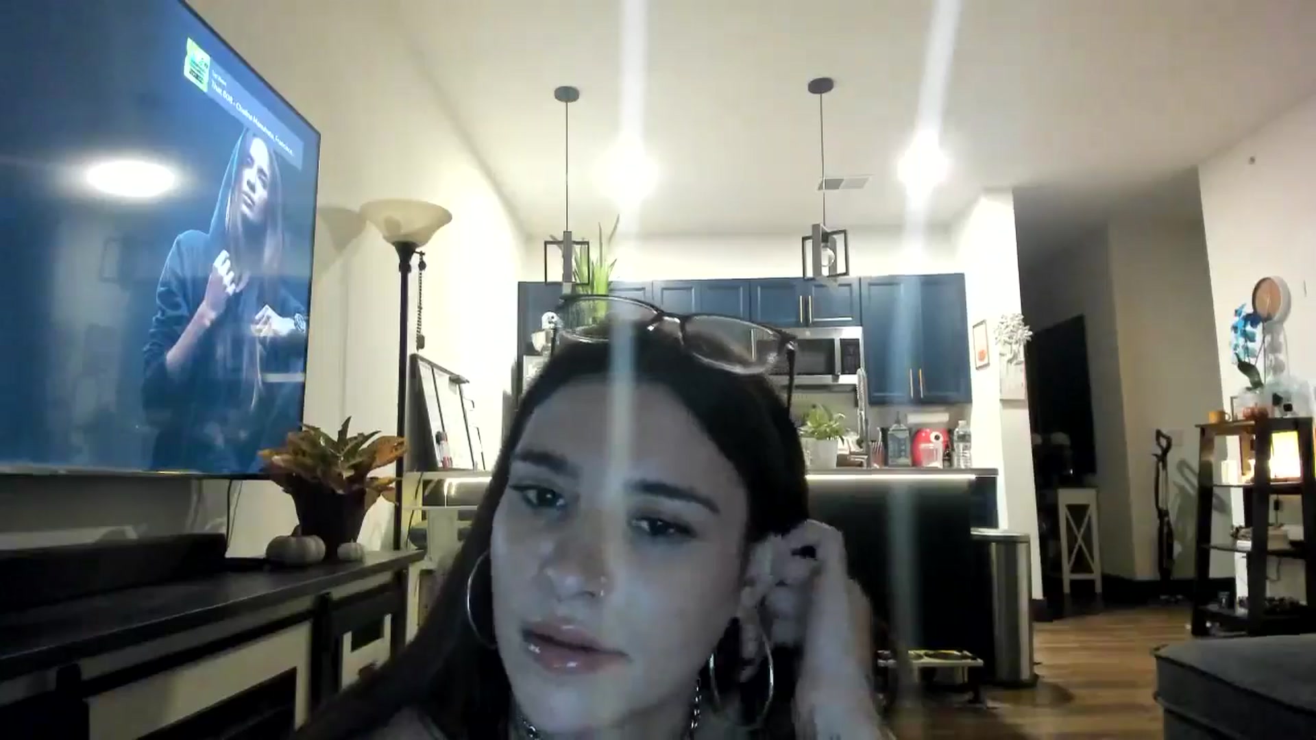 Gallery image thumbnail from marymartinez's myfreecams stream on, 11/01/2024, 23:03 image 11 of 20