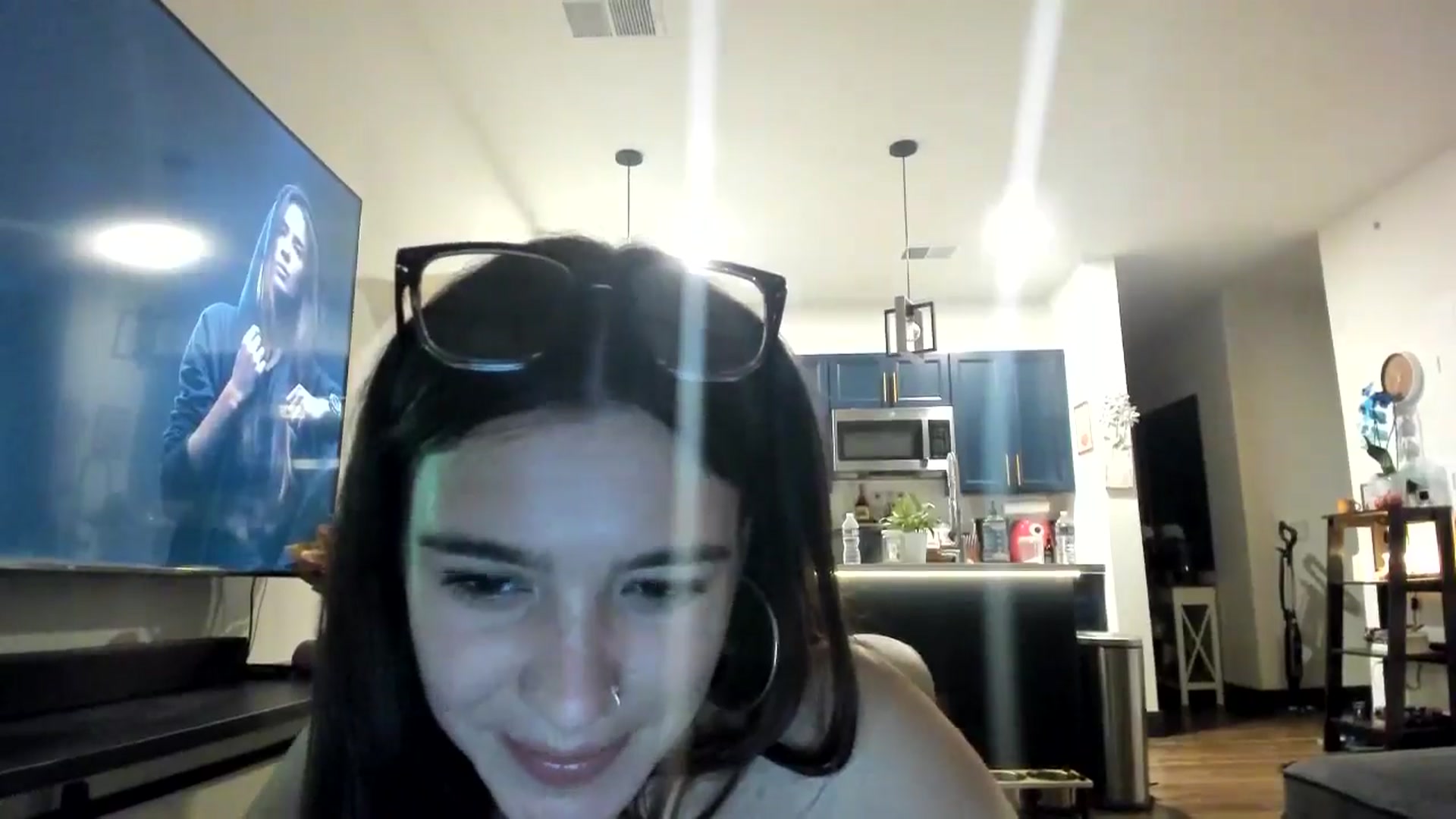Gallery image thumbnail from marymartinez's myfreecams stream on, 11/01/2024, 23:03 image 13 of 20