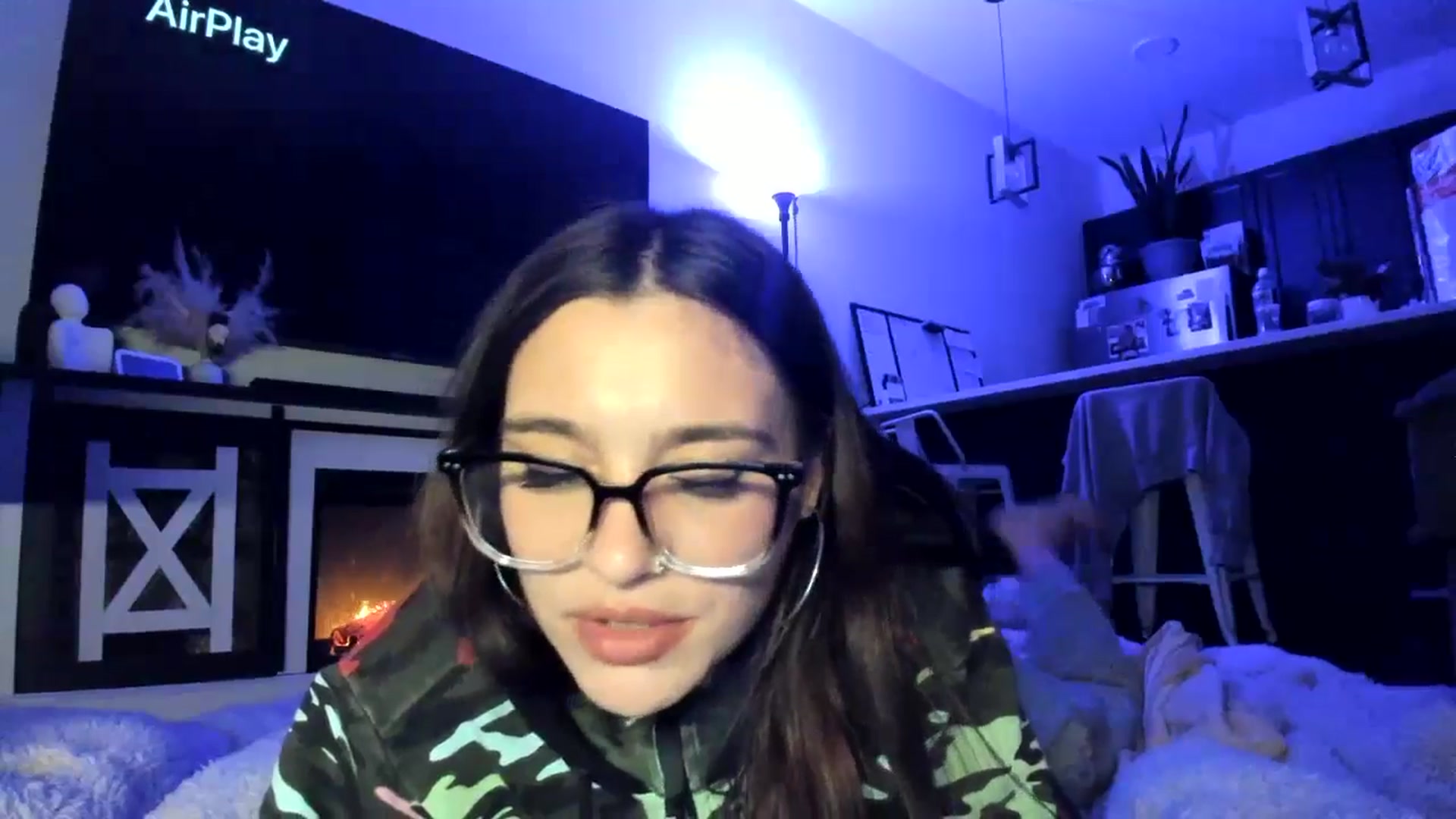 Gallery image thumbnail from marymartinez's myfreecams stream on, 11/04/2024, 09:48 image 19 of 20