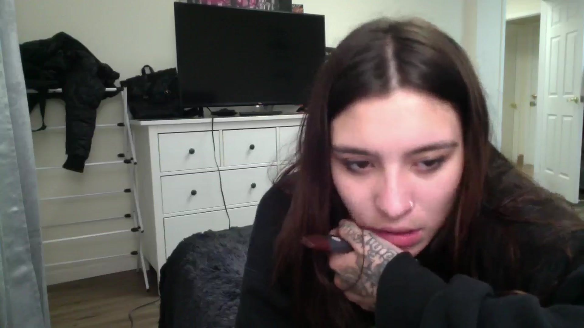 Gallery image thumbnail from marymartinez's myfreecams stream on, 11/10/2024, 20:08 image 13 of 20