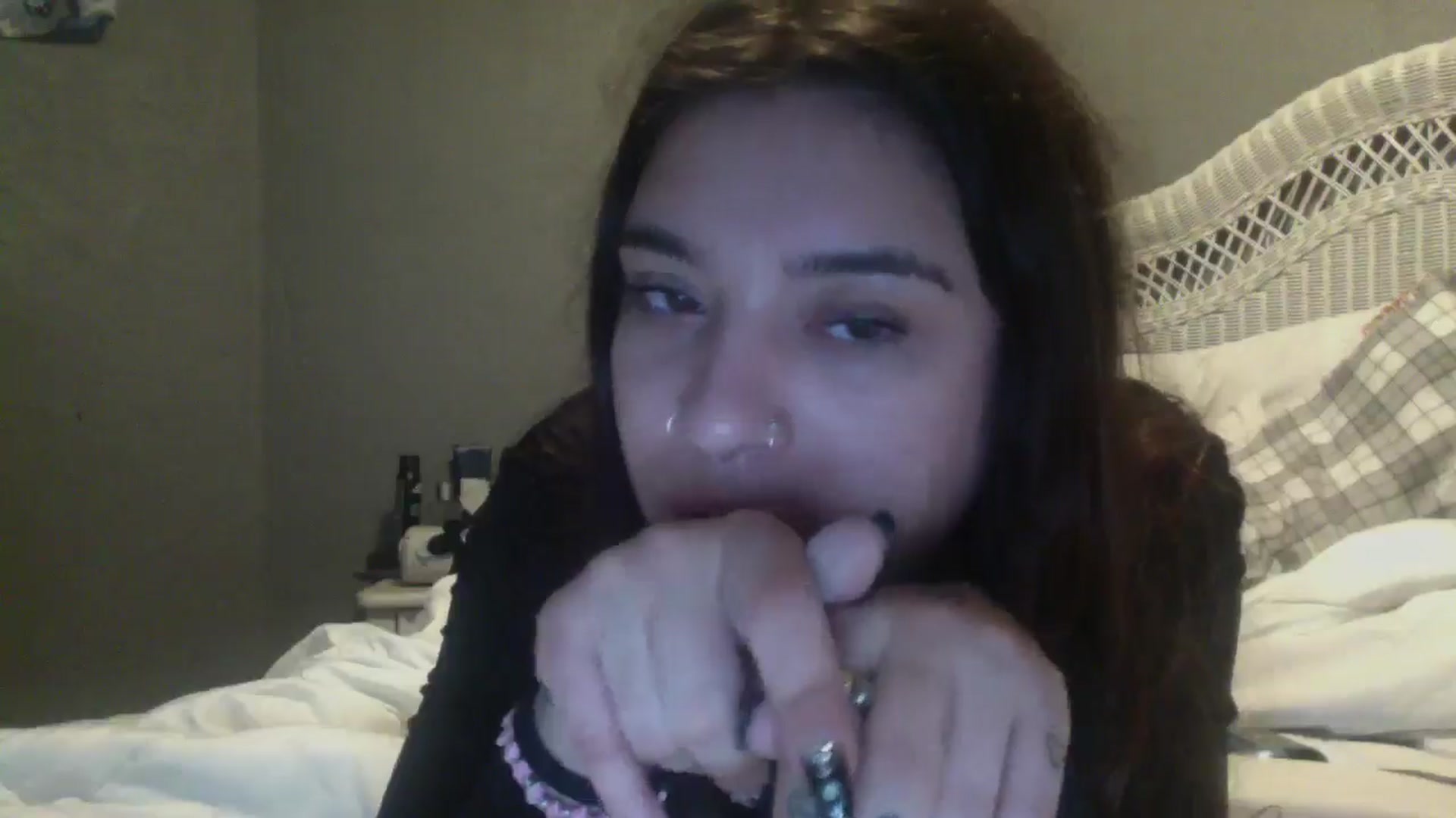 Gallery image thumbnail from marymartinez's myfreecams stream on, 11/21/2024, 13:06 image 4 of 20