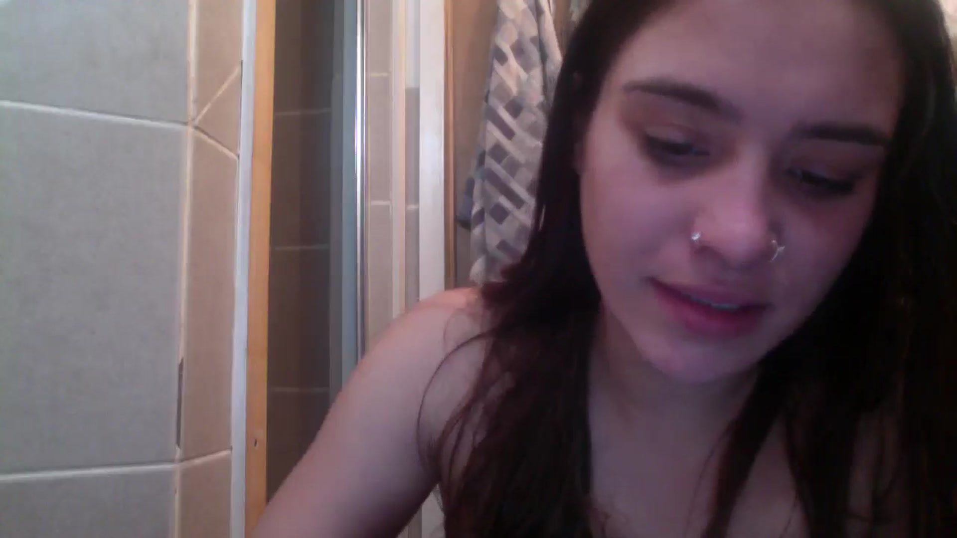 Gallery image thumbnail from marymartinez's myfreecams stream on, 11/21/2024, 17:46 image 16 of 20