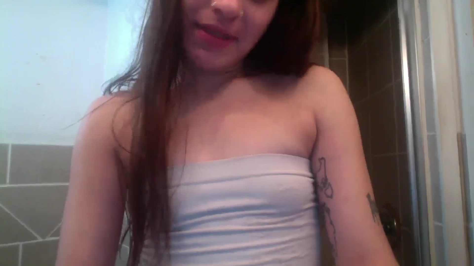 Gallery image thumbnail from marymartinez's myfreecams stream on, 11/21/2024, 18:03 image 9 of 20