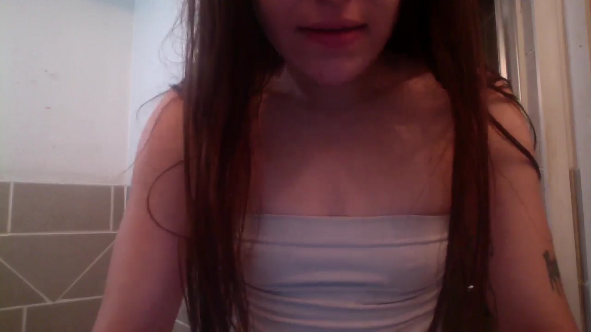 Gallery image thumbnail from marymartinez's myfreecams stream on, 11/21/2024, 18:03 image 7 of 20