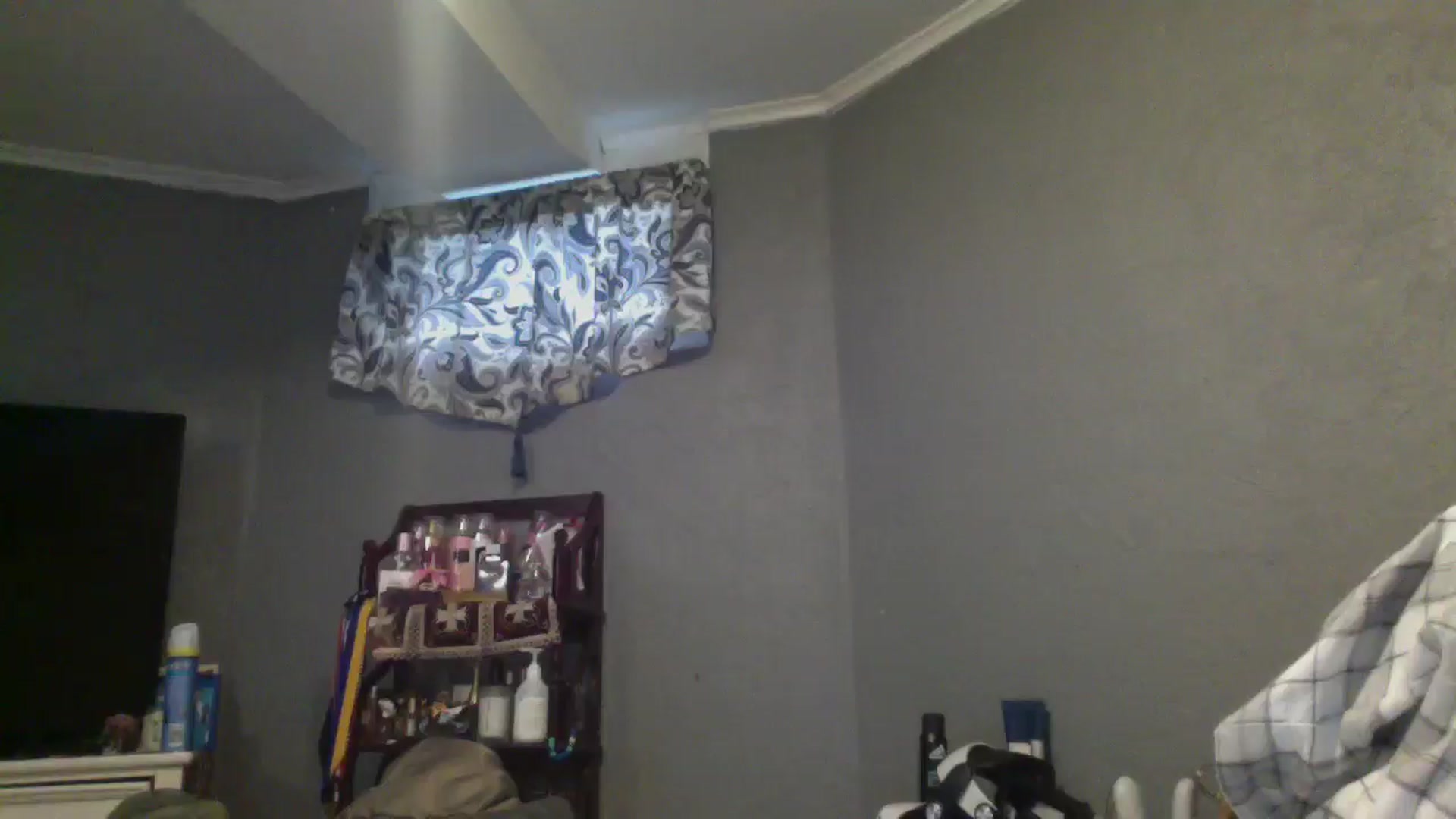 Gallery image thumbnail from marymartinez's myfreecams stream on, 11/21/2024, 20:17 image 9 of 20