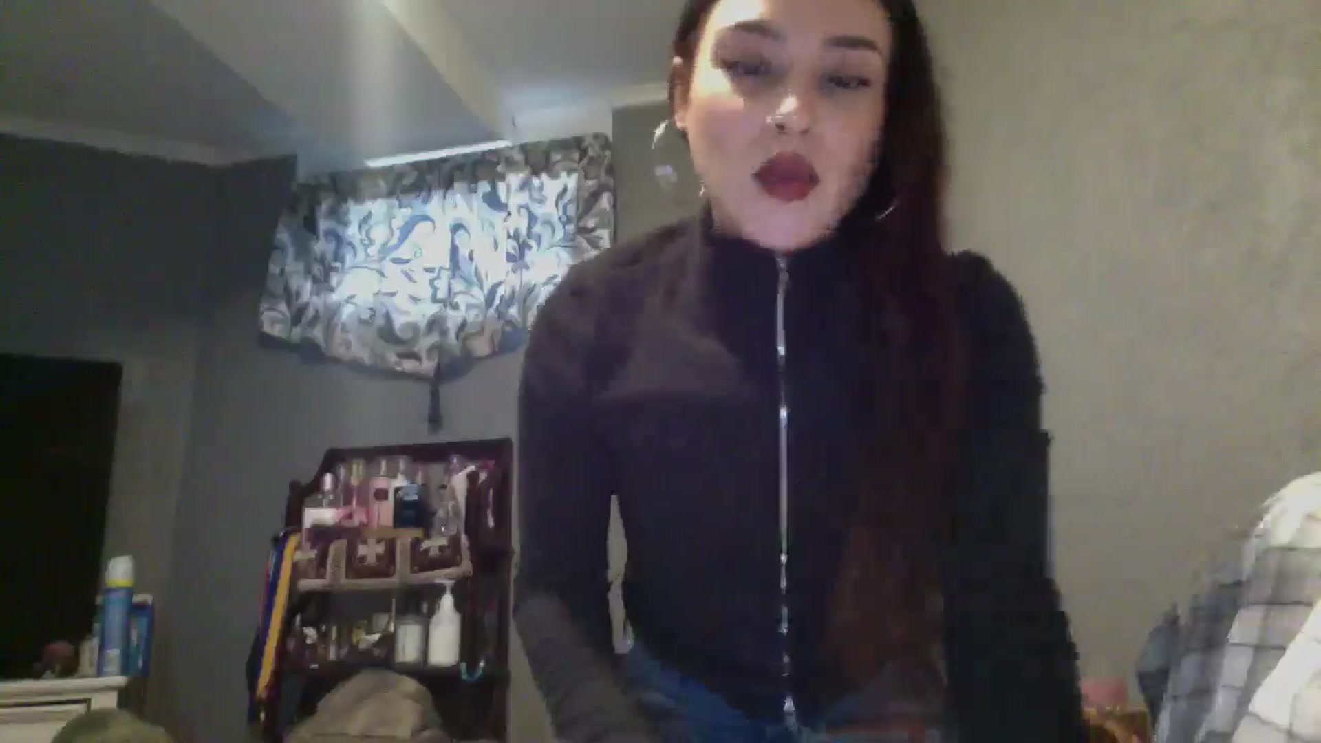 Gallery image thumbnail from marymartinez's myfreecams stream on, 11/21/2024, 20:17 image 3 of 20